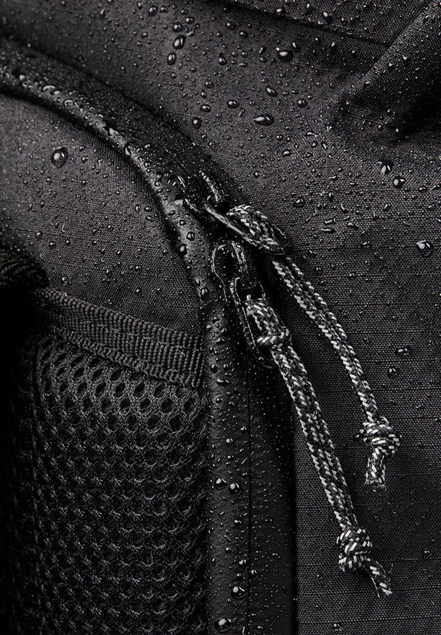 AEVOR - Travel Pack - Proof Black - BACKYARD