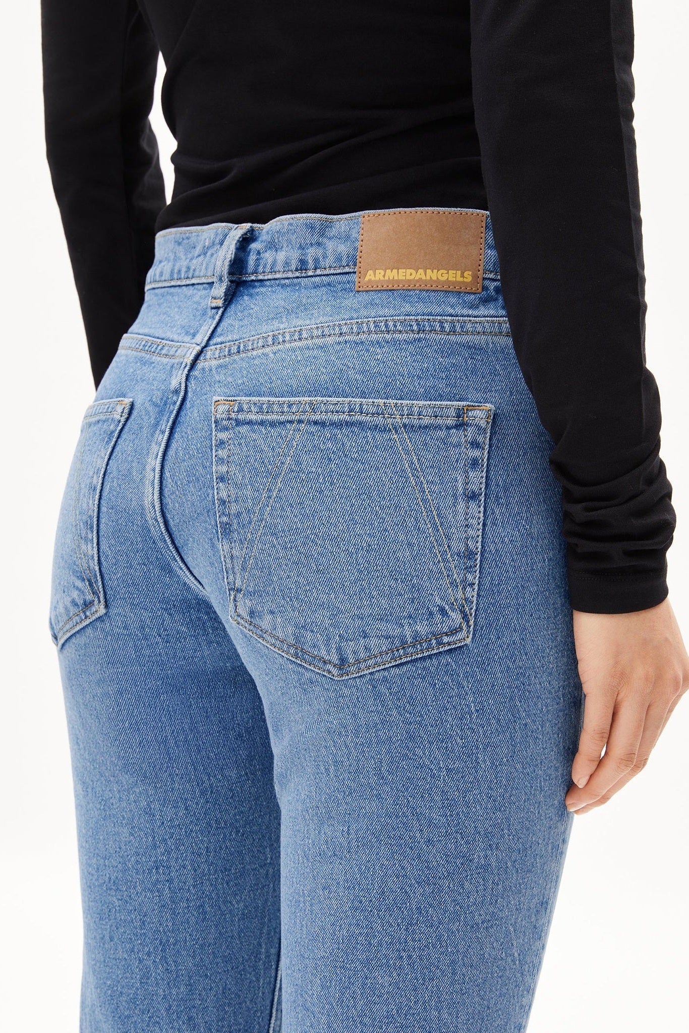 ARMEDANGELS - Carenaa - Capri - BACKYARD