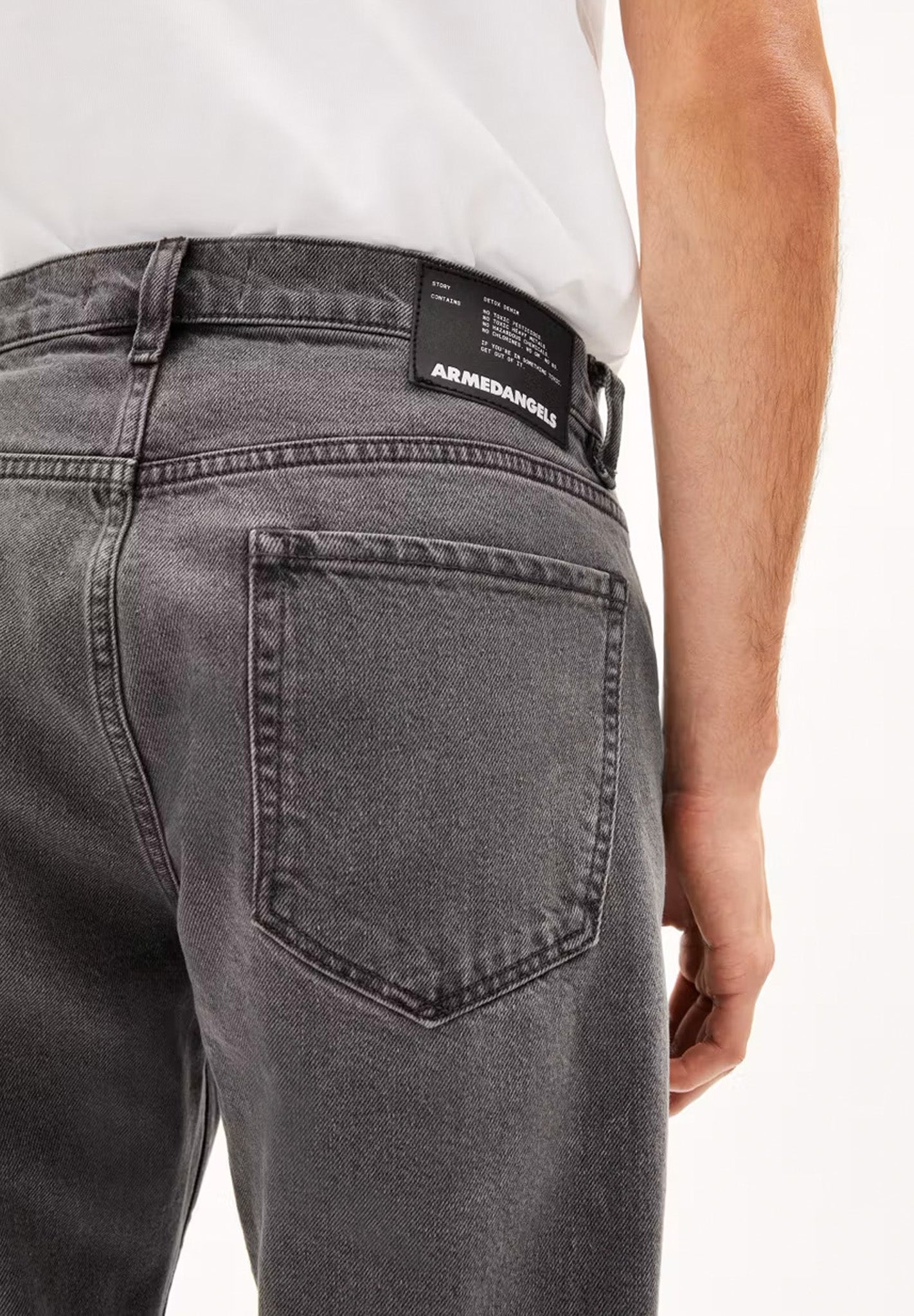 ARMEDANGELS - Dylaano - Smoky Black - BACKYARD