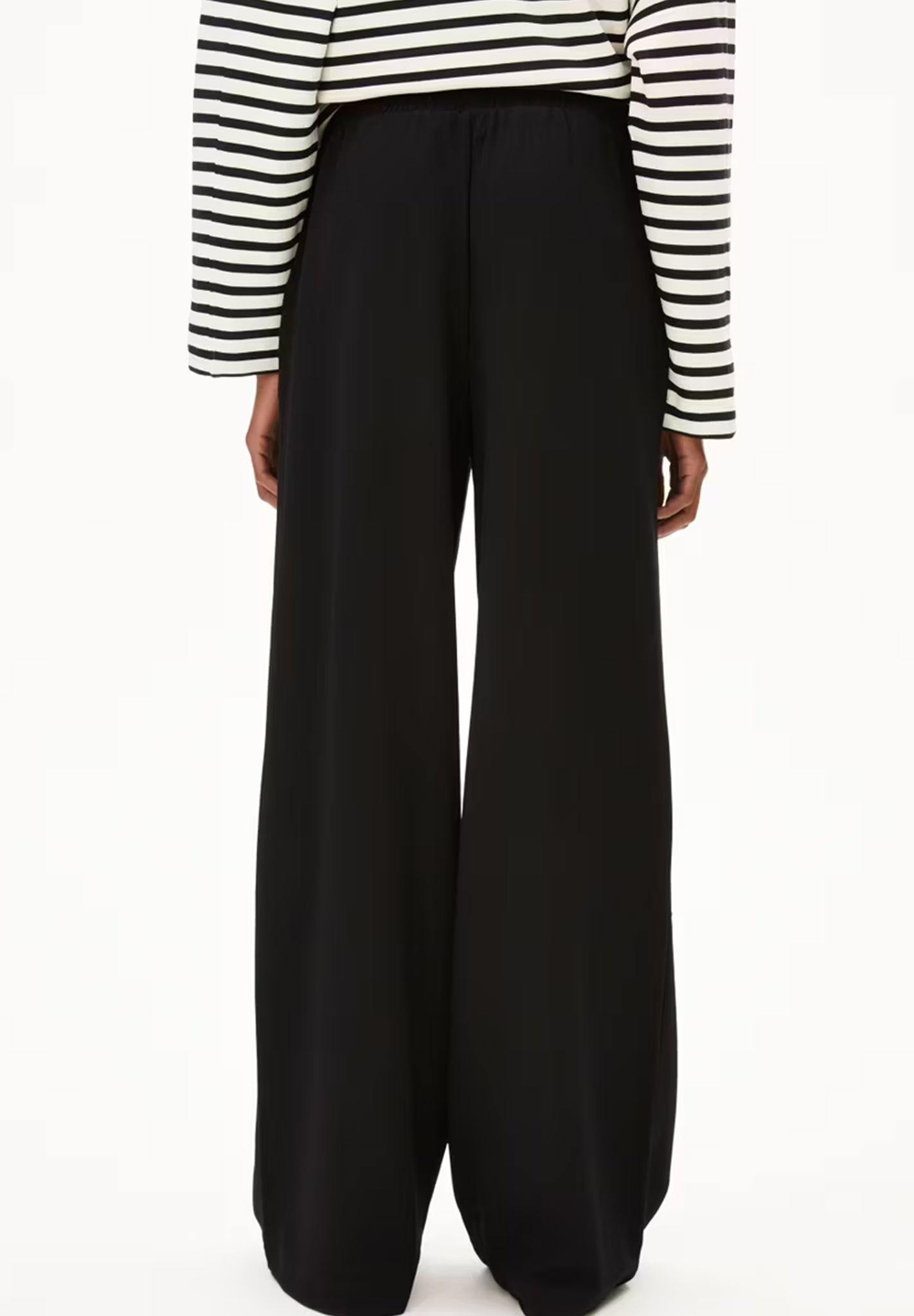 ARMEDANGELS - Himaari - Black - BACKYARD