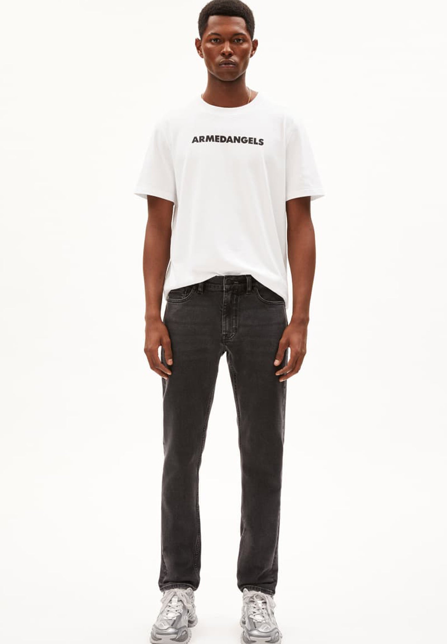 ARMEDANGELS - Iaan - Smoked - BACKYARD