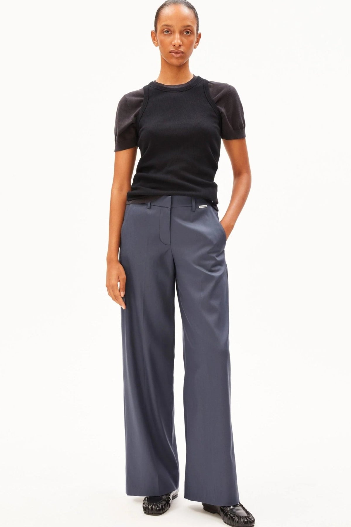 ARMEDANGELS-Leandraa Pant-Moonshadow-BACKYARD