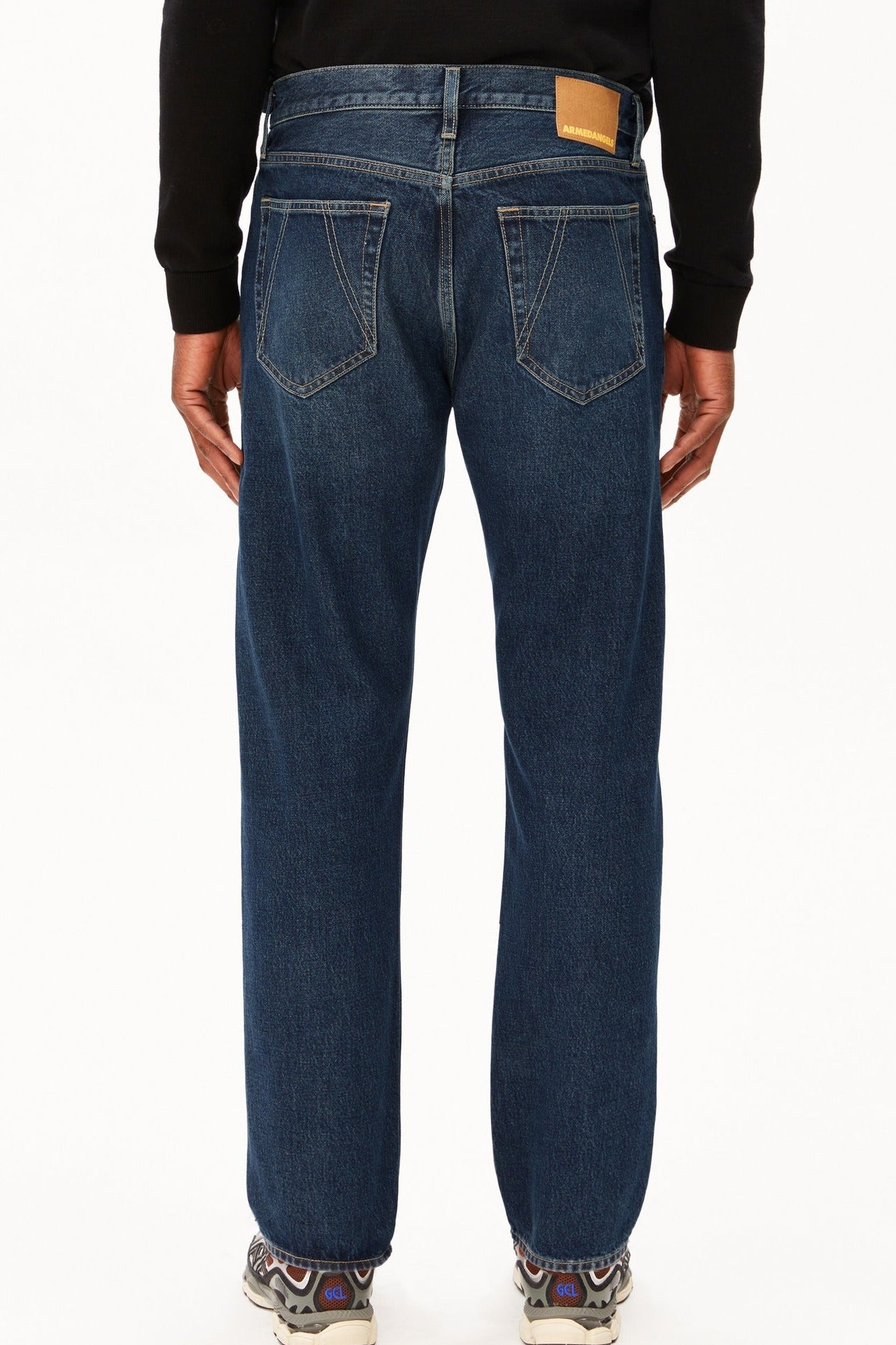 ARMEDANGELS-Maadox Classic Straight Jeans-Moonstone-BACKYARD