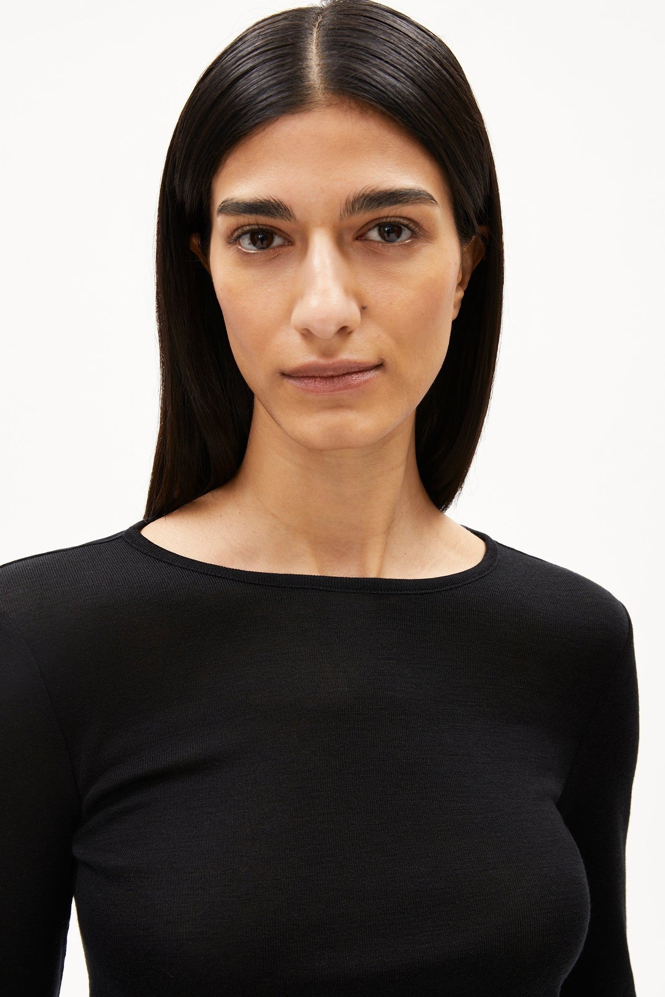 ARMEDANGELS - Maiaa Wool Blend - Black - BACKYARD