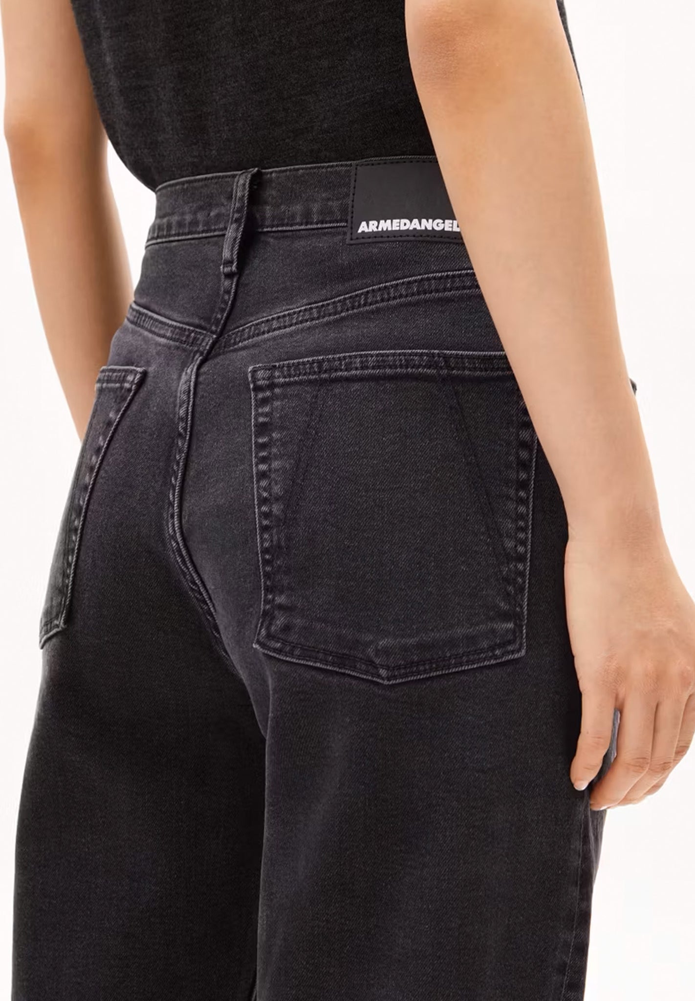 ARMEDANGELS - Mairaa - Ebony - BACKYARD