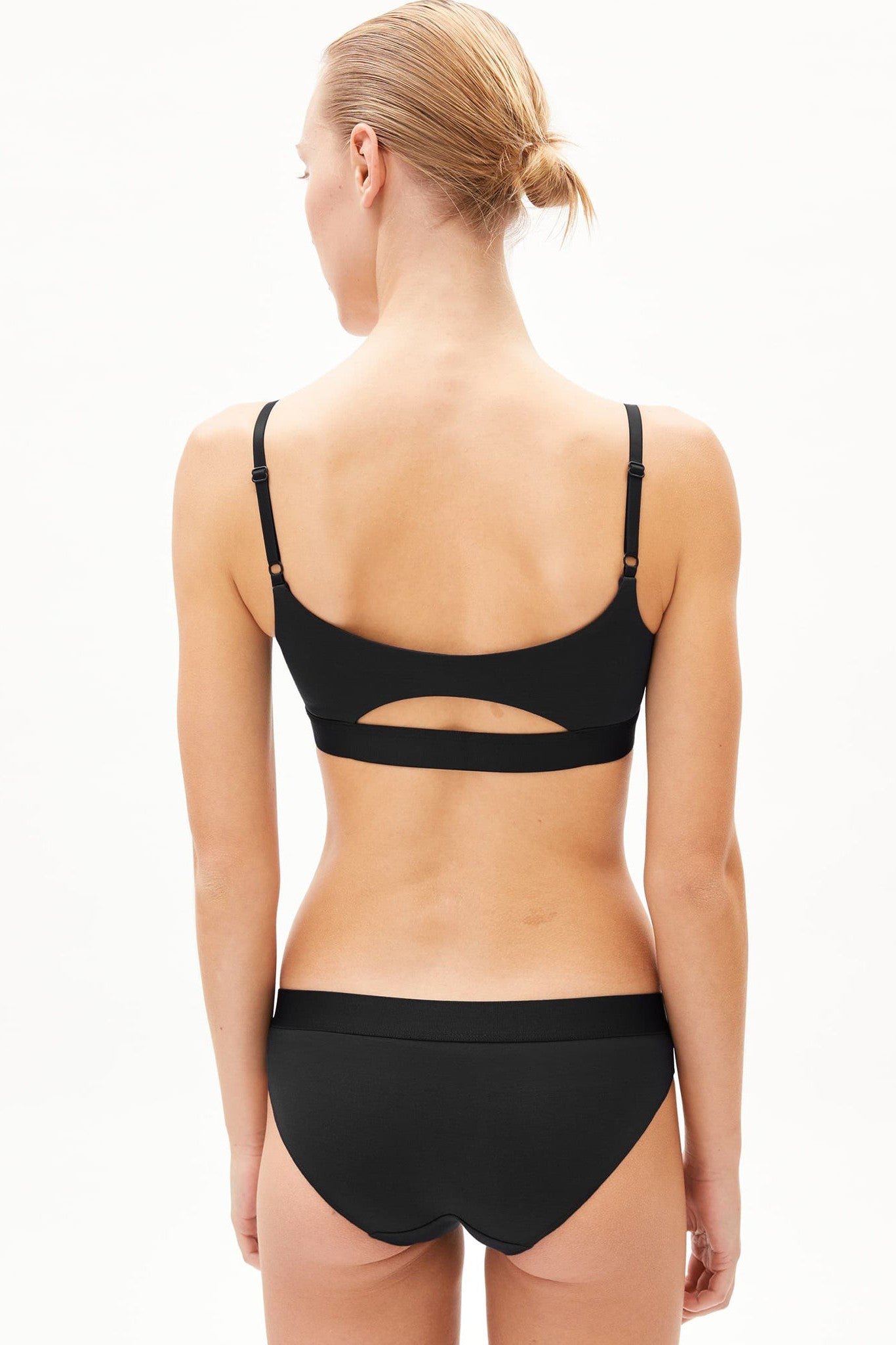 ARMEDANGELS - Tovaa - Black - BACKYARD