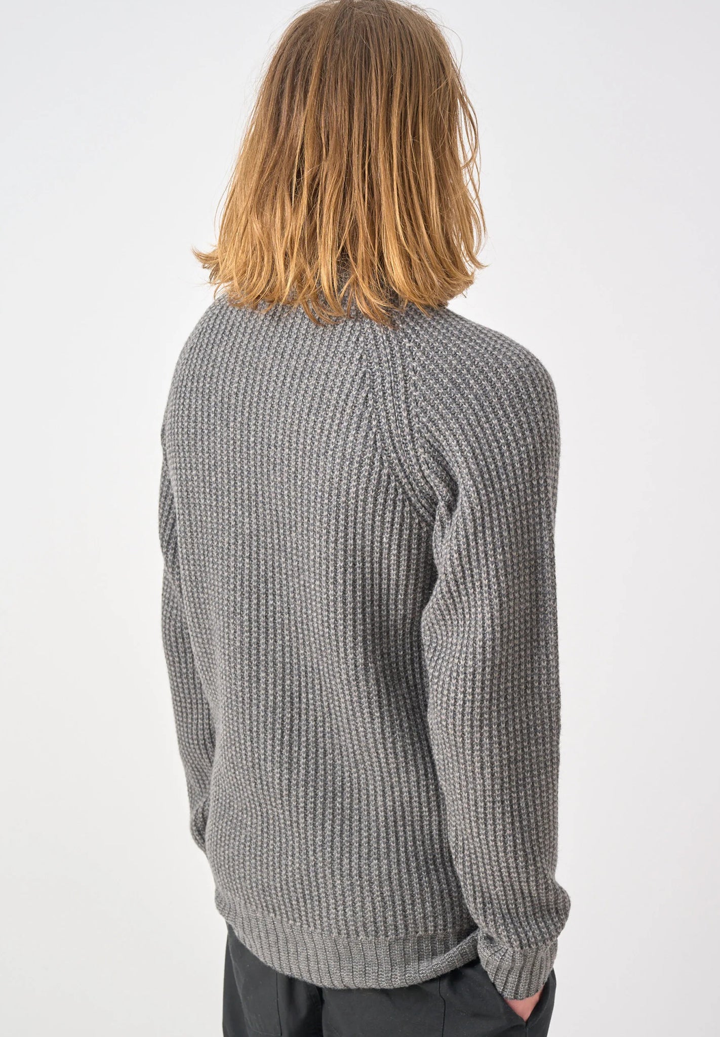 CLEPTOMANICX - Big Ben Crewneck - Lava Smoke - BACKYARD