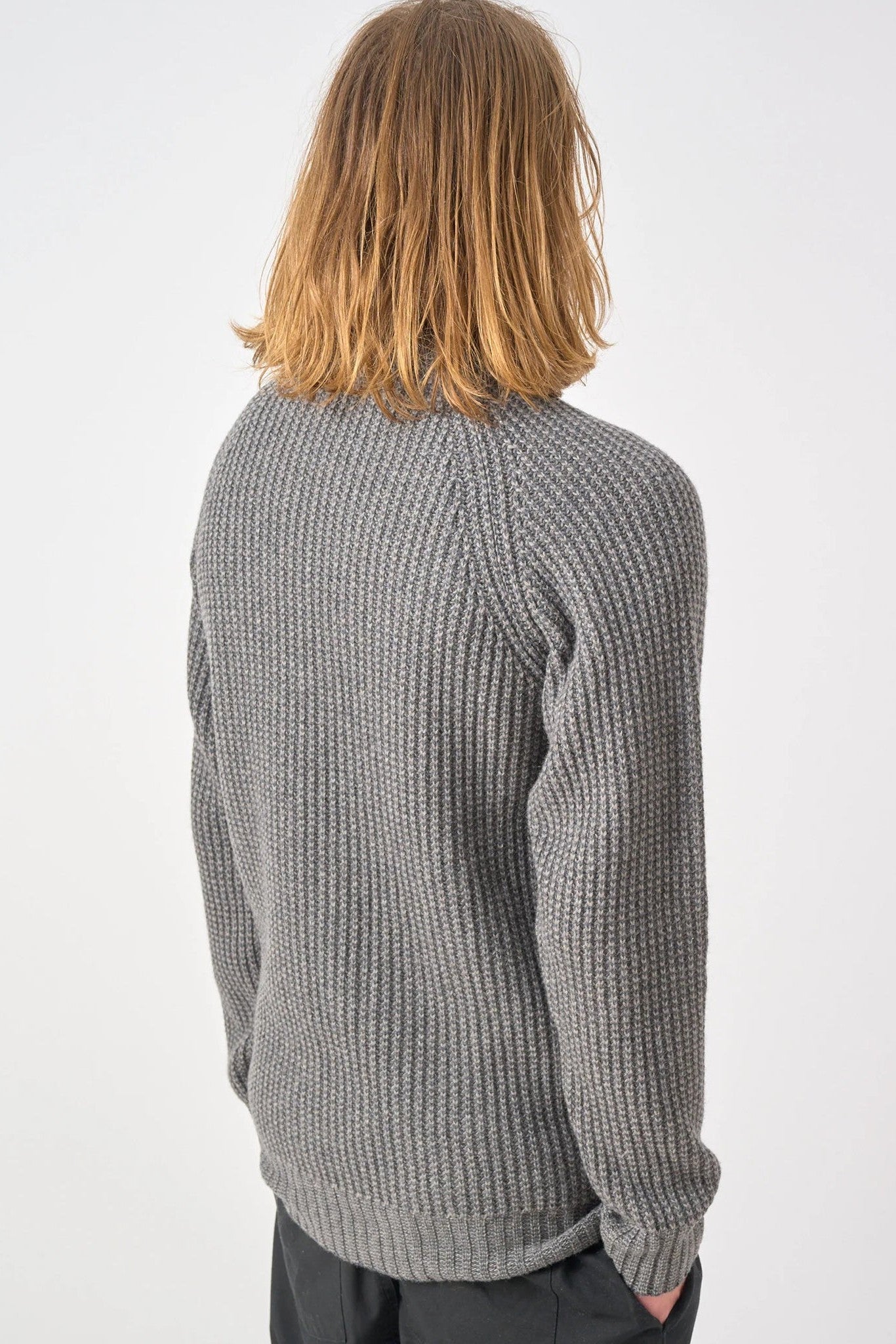 CLEPTOMANICX - Big Ben Crewneck - Lava Smoke - BACKYARD