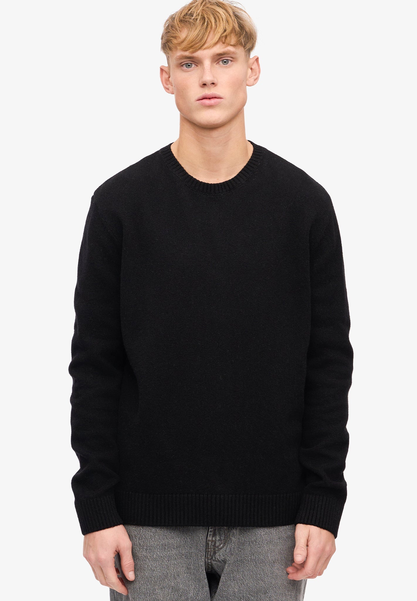 COLORFUL STANDARD - Classic Merino Wool Crew - Deep Black - BACKYARD