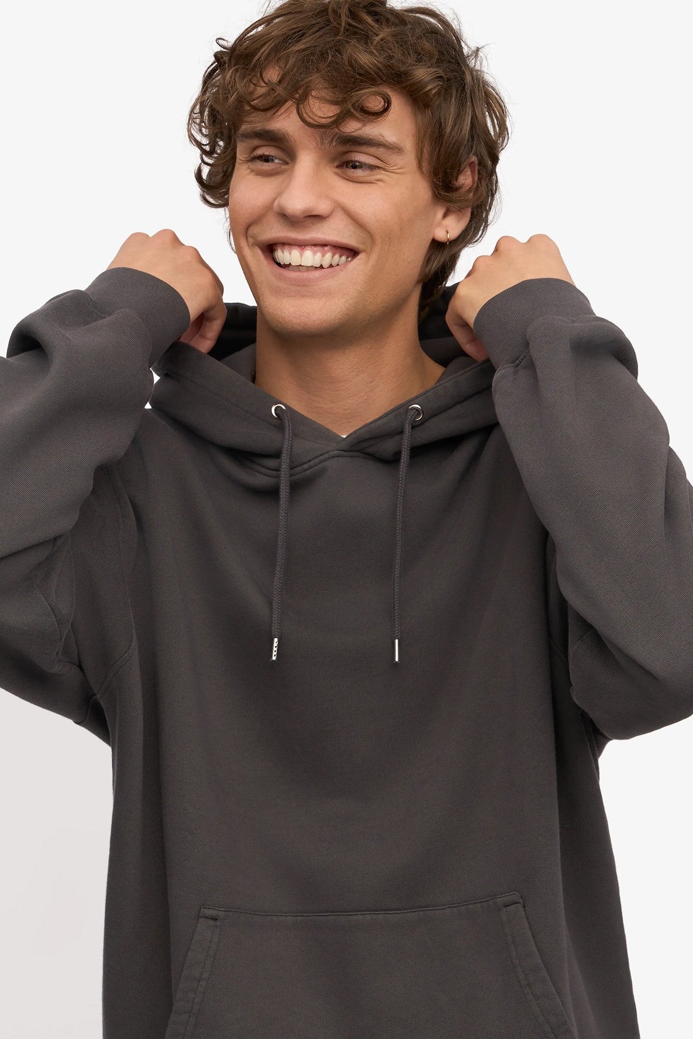 COLORFUL STANDARD - Classic Organic Hood - Lava Grey - BACKYARD