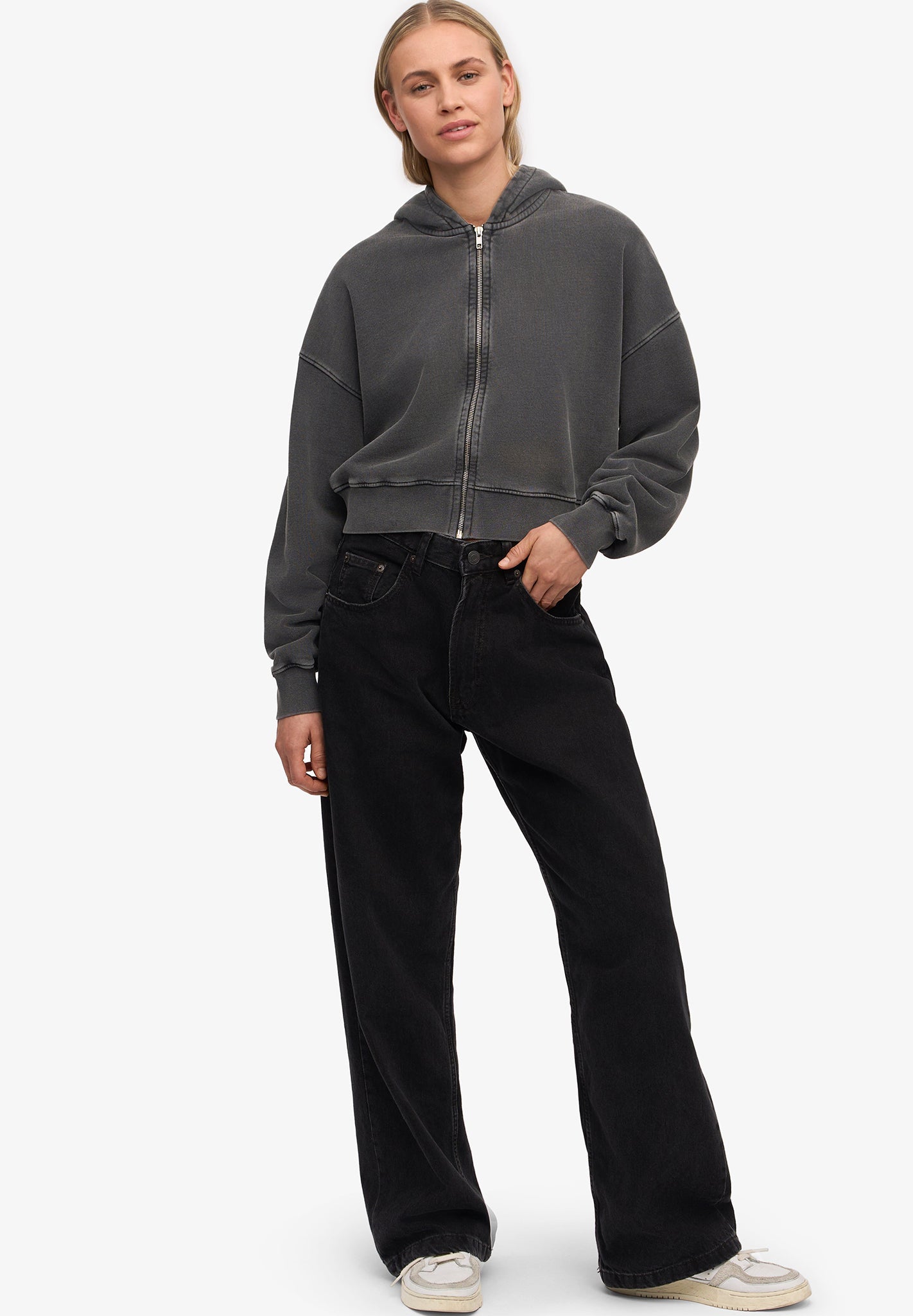 COLORFUL STANDARD - Organic Crop Zip Hood - Faded Black - BACKYARD