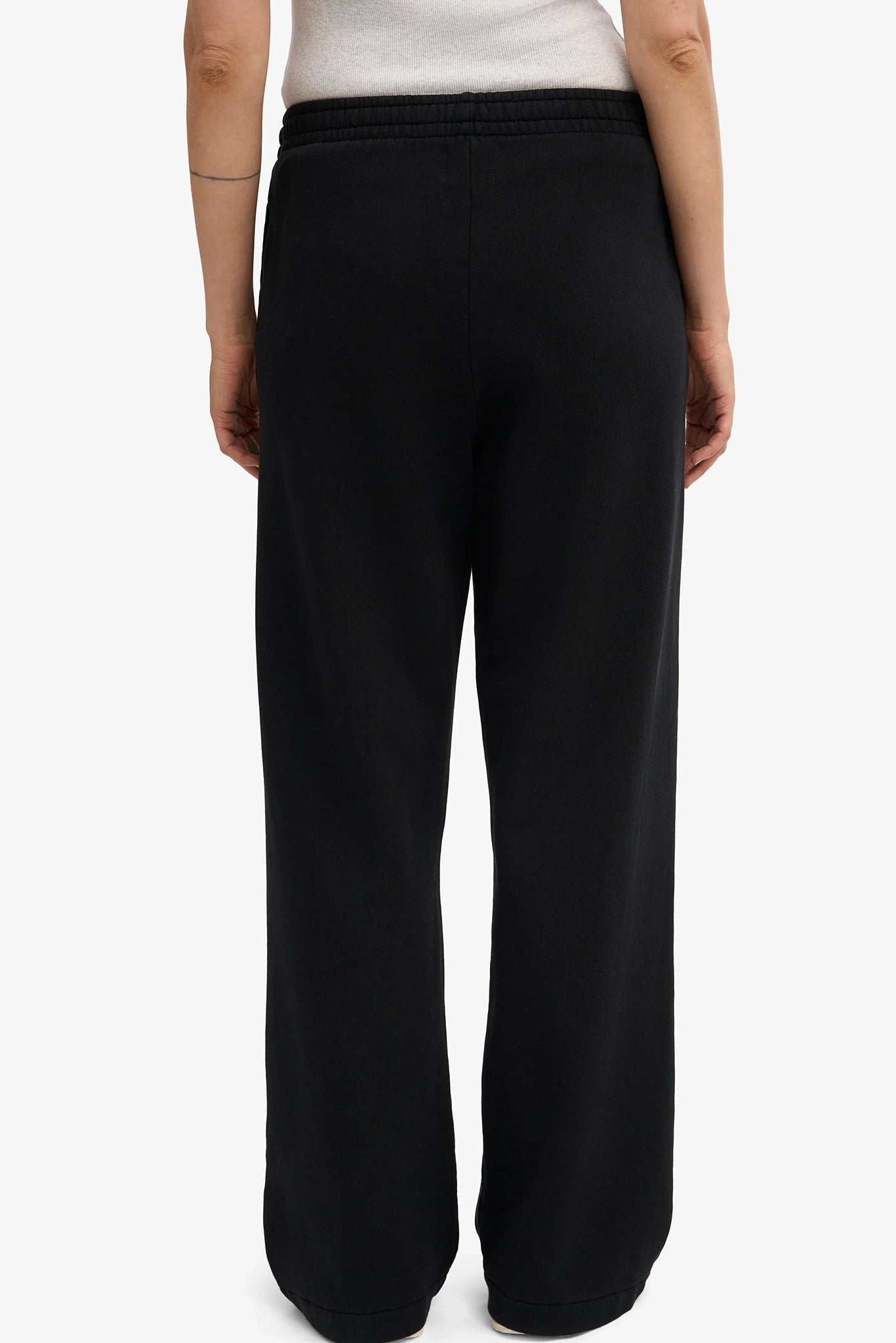 COLORFUL STANDARD - Organic Straight Leg Sweatpants - Deep Black - BACKYARD