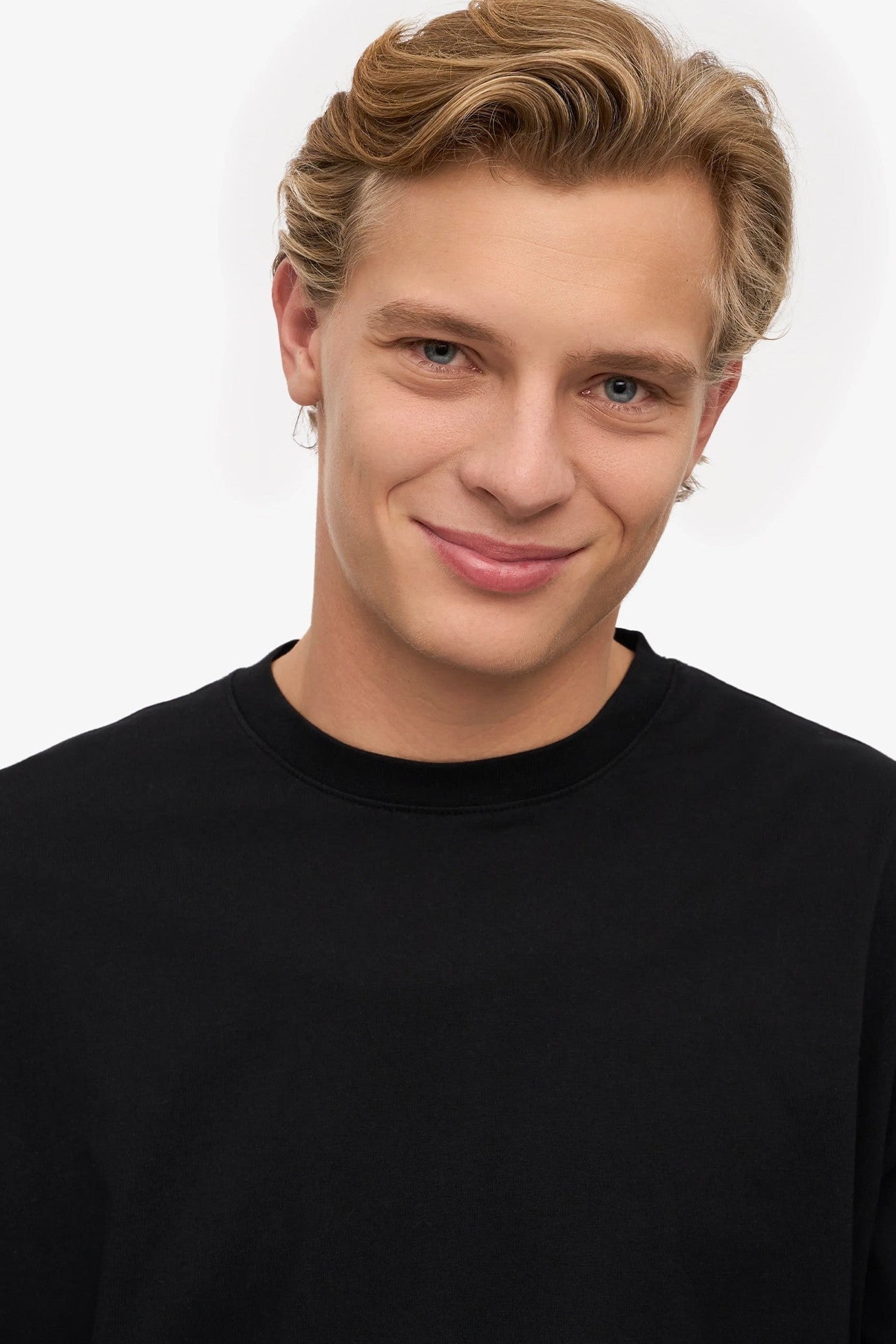 COLORFUL STANDARD - Oversized Organic L/S T-Shirt - Deep Black - BACKYARD