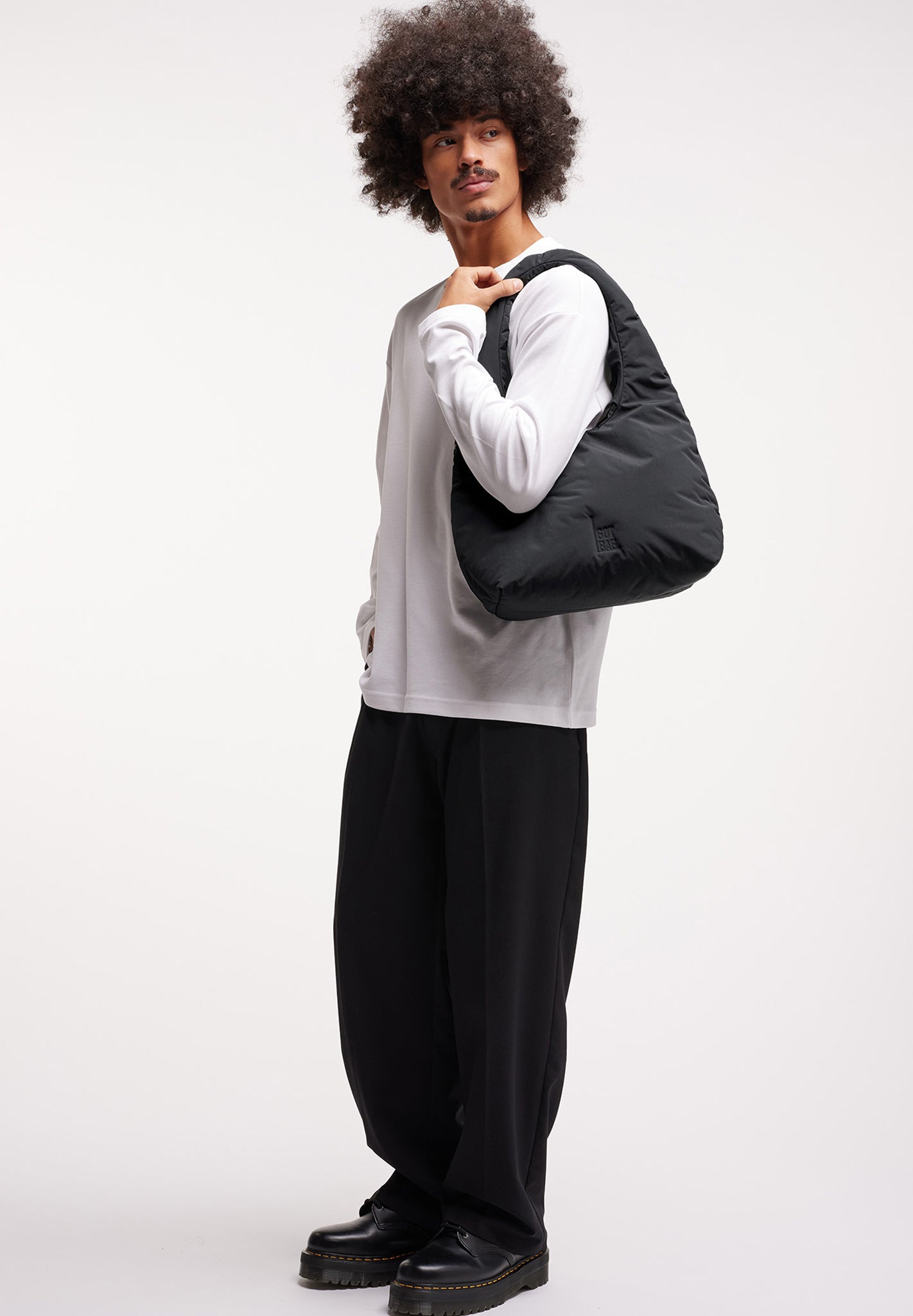 GOT BAG - Cloud Shoulder Bag - Black Monochrome - BACKYARD