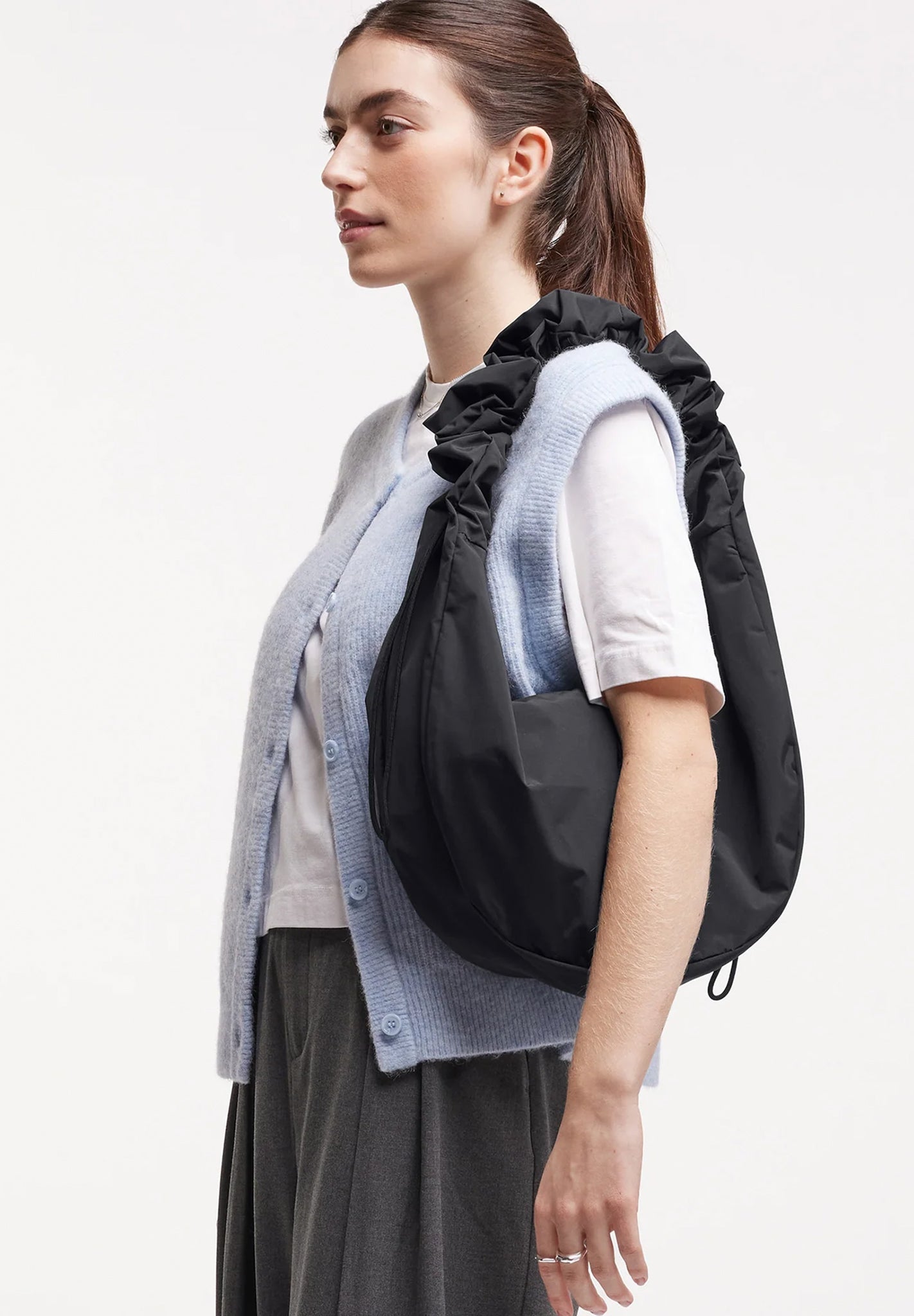 GOT BAG - Moon Bag Ruffle - Black - BACKYARD