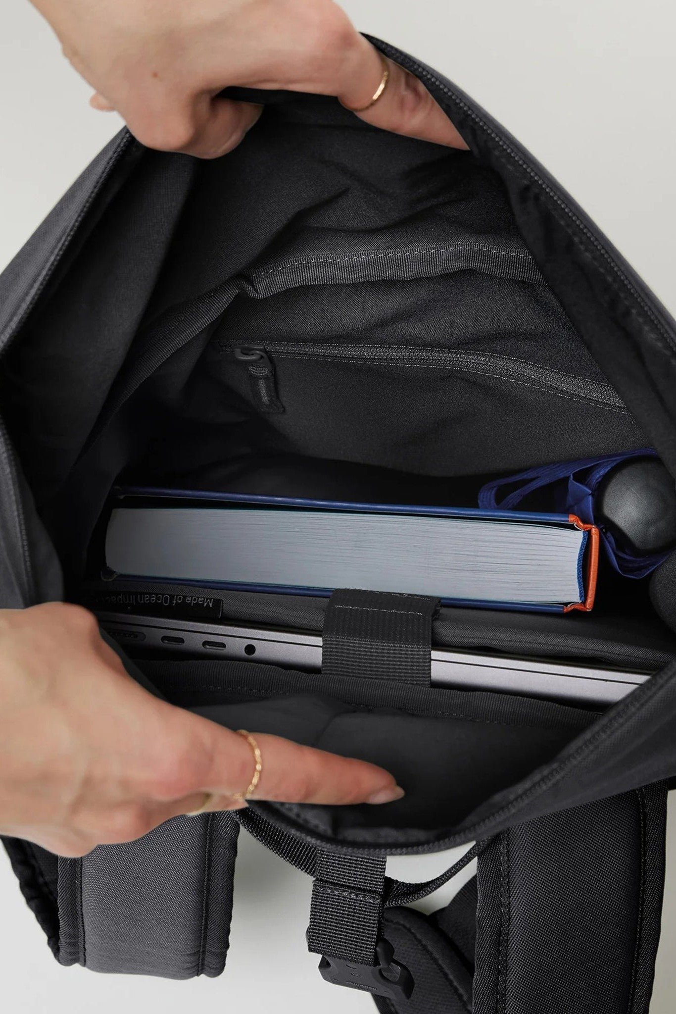 GOT BAG - Rolltop Easy Small - Black - BACKYARD