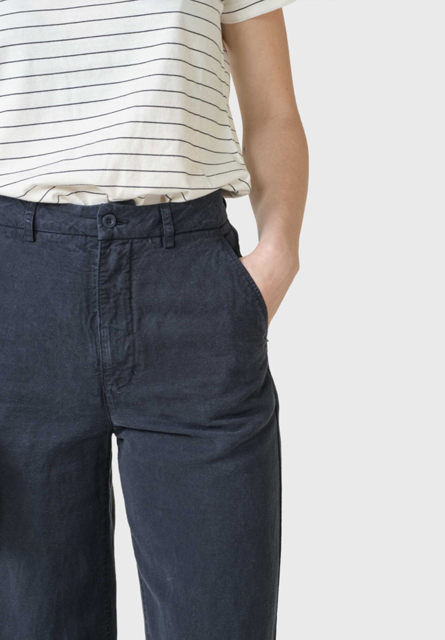 KLITMOLLER COLLECTIVE - Lydia Lyocell Pants - Navy - BACKYARD