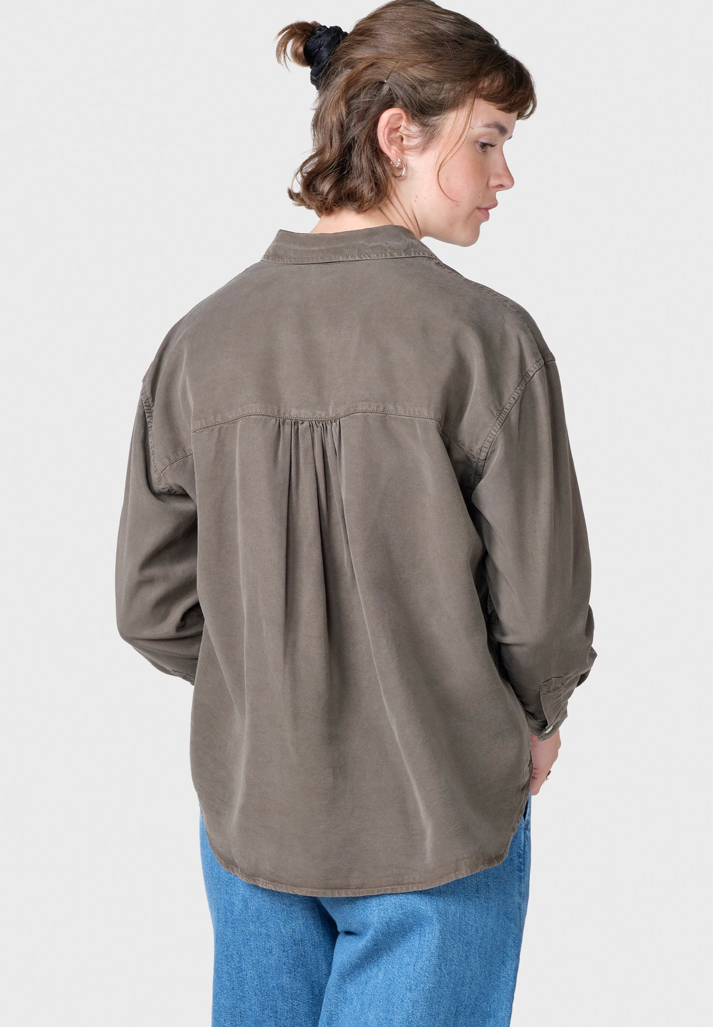 KLITMOLLER COLLECTIVE - Ofelia Short Shirt - Taupe - BACKYARD