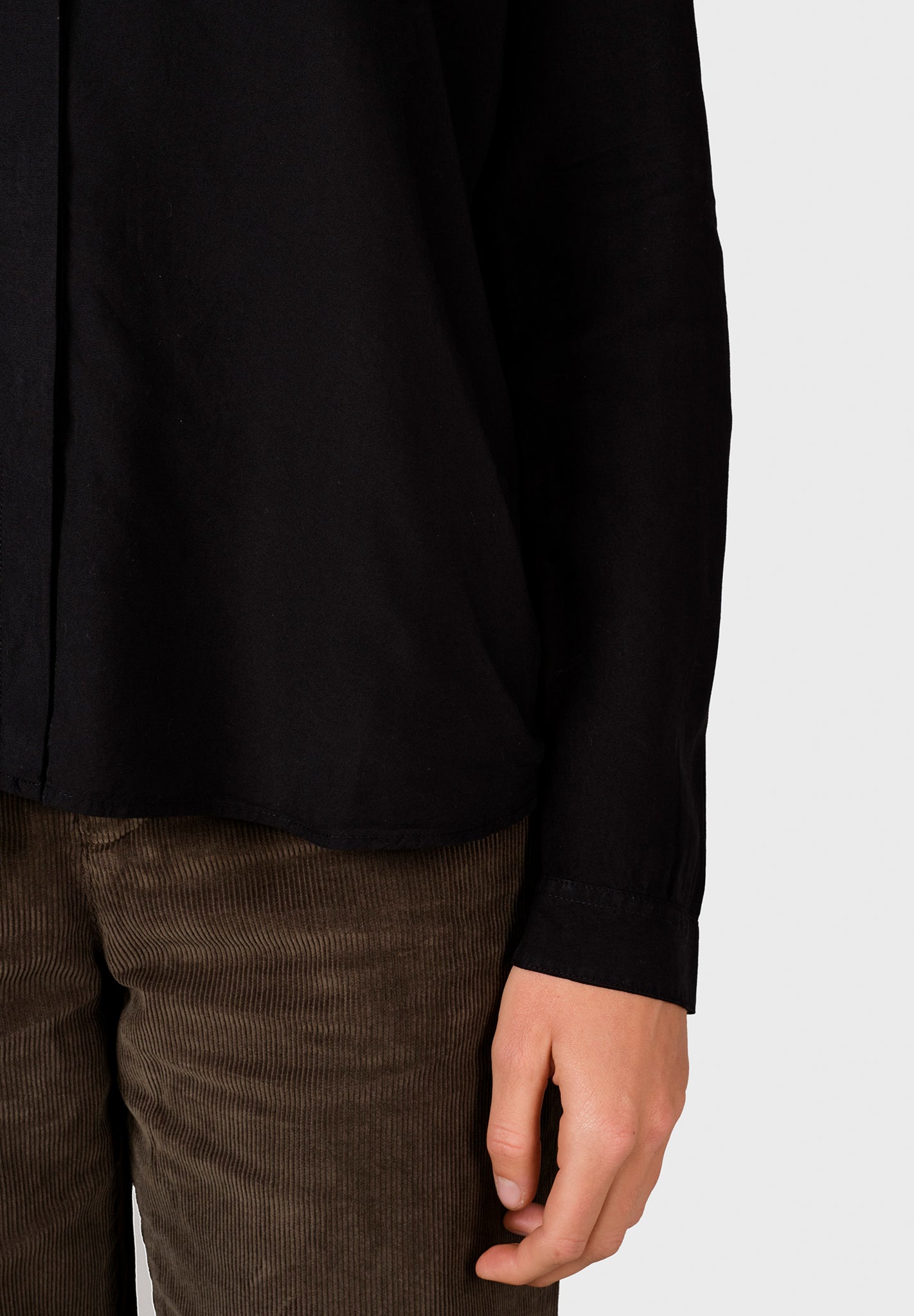 KLITMOLLER COLLECTIVE - Simone Shirt - Black - BACKYARD