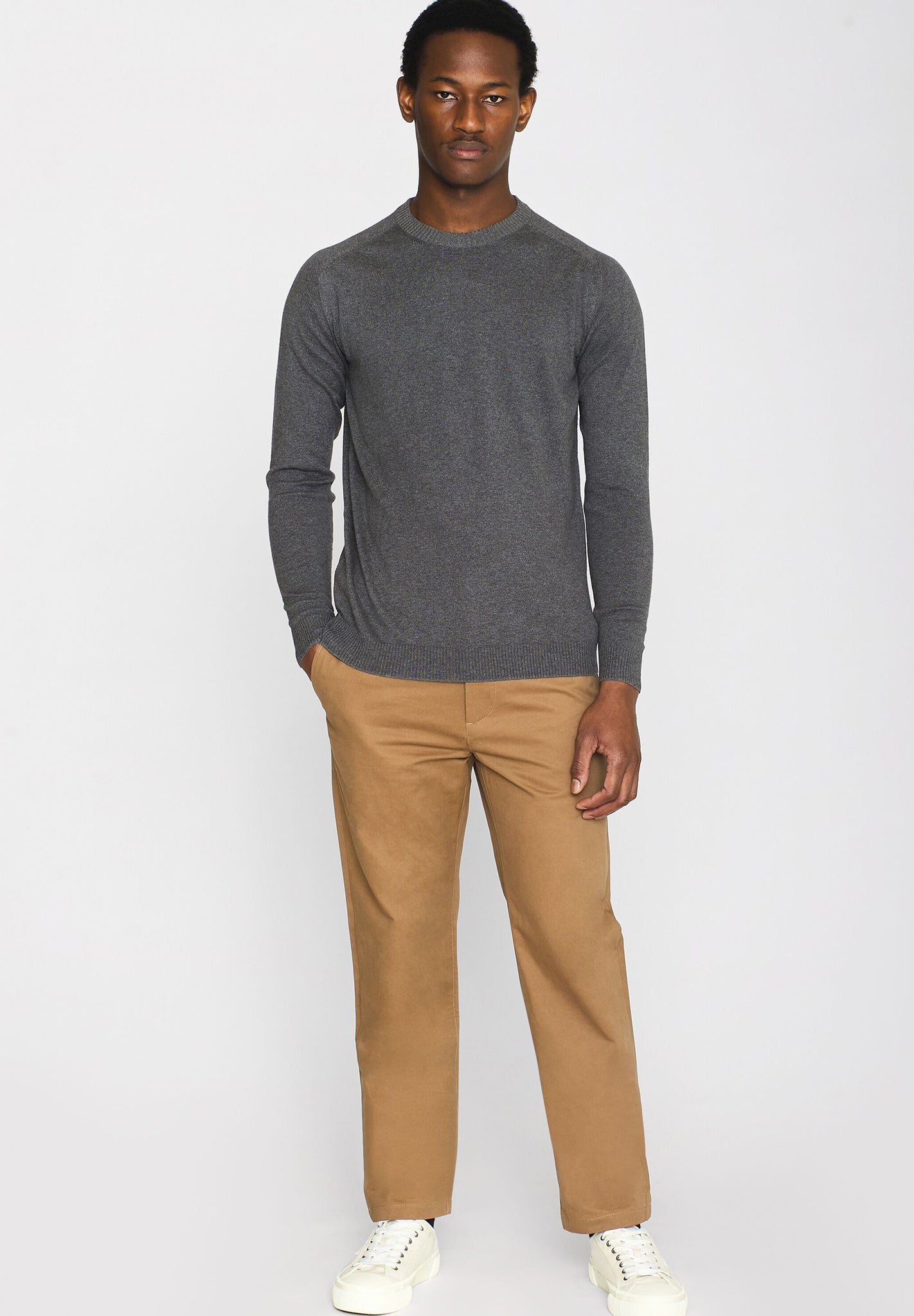 KNOWLEDGE COTTON - Regular Merino Knit Crew Neck - Dark Grey Melange - BACKYARD