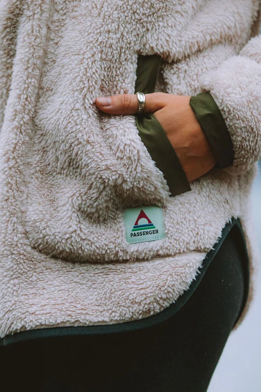 PASSENGER-Beaumont Recycled Sherpa Hooded Fleece 2.0-Vintage White-BACKYARD