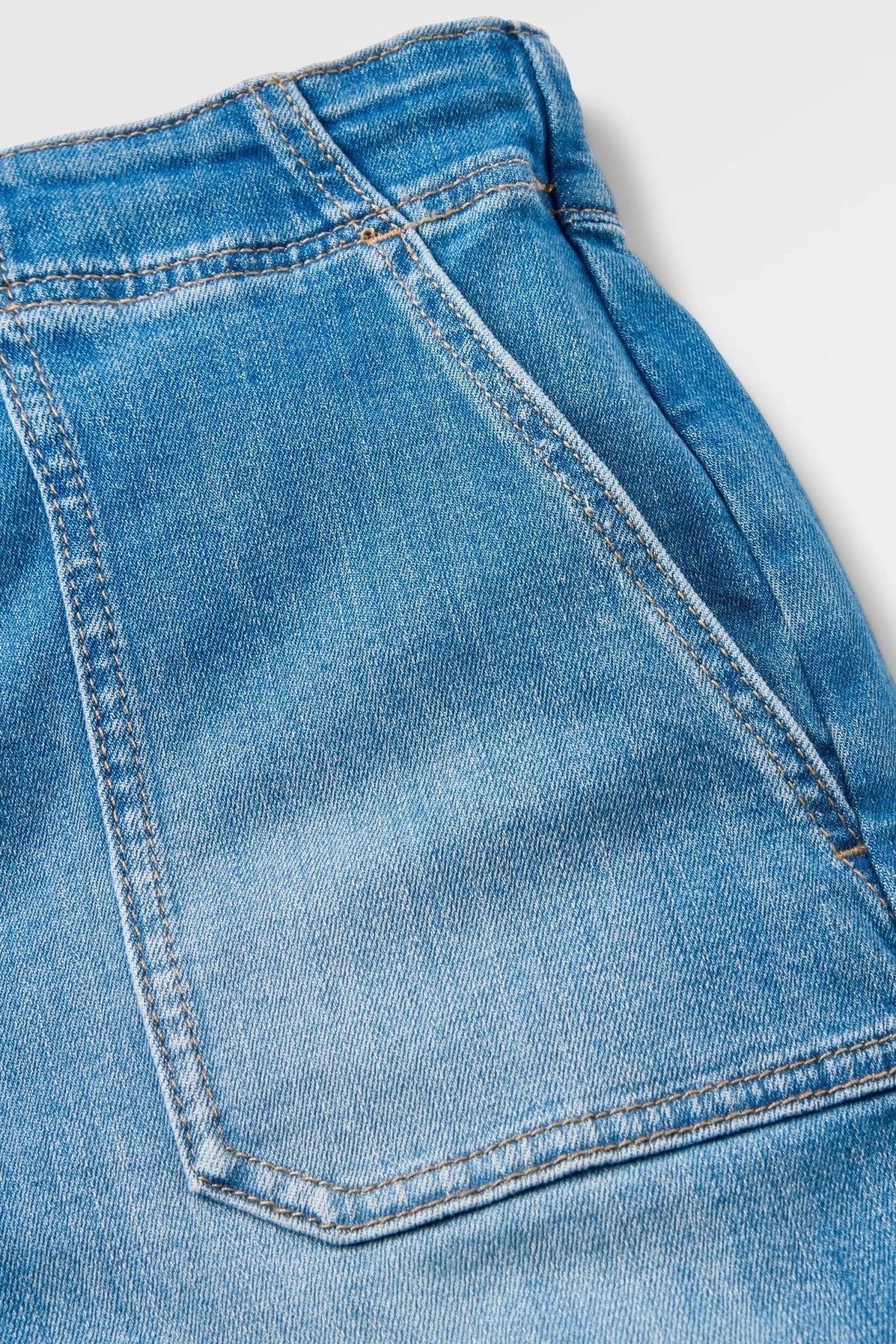 PASSENGER - Carriso Denim Short - Light Wash Denim - BACKYARD