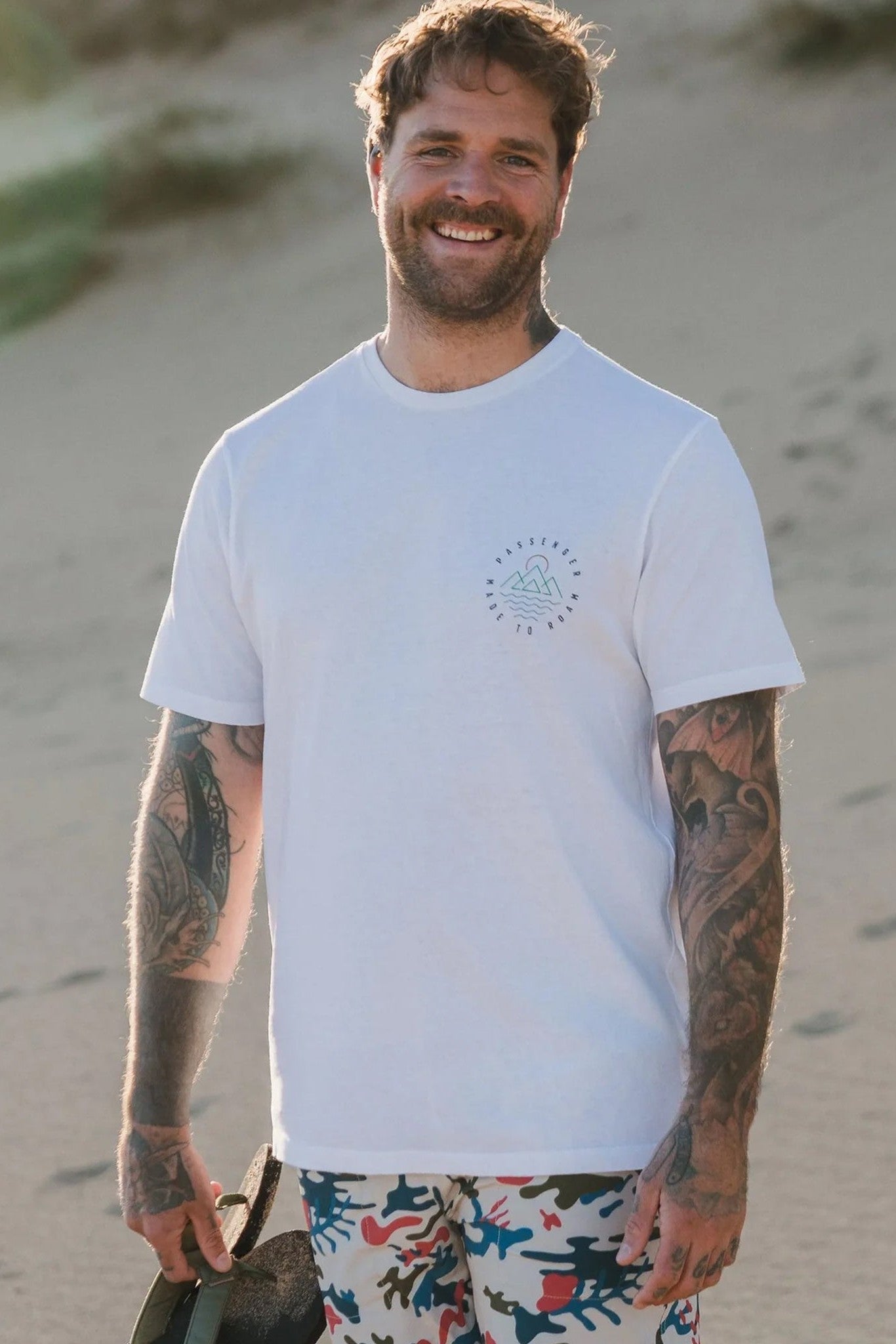 PASSENGER - Escapism Recycled Cotton T-Shirt - White - BACKYARD
