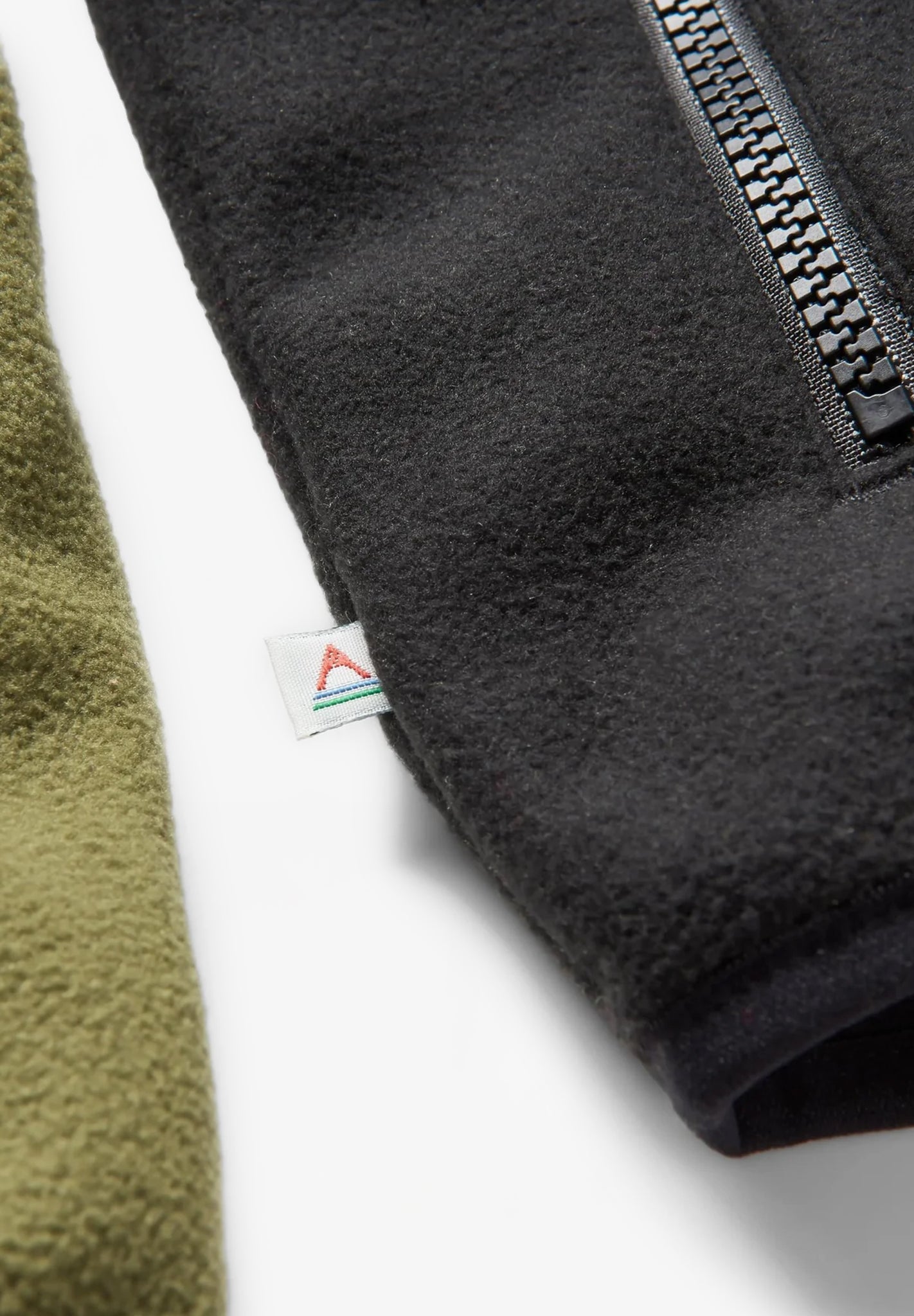 PASSENGER - Set Off Recycled Polar 1/4 Zip Fleece - Khaki - BACKYARD