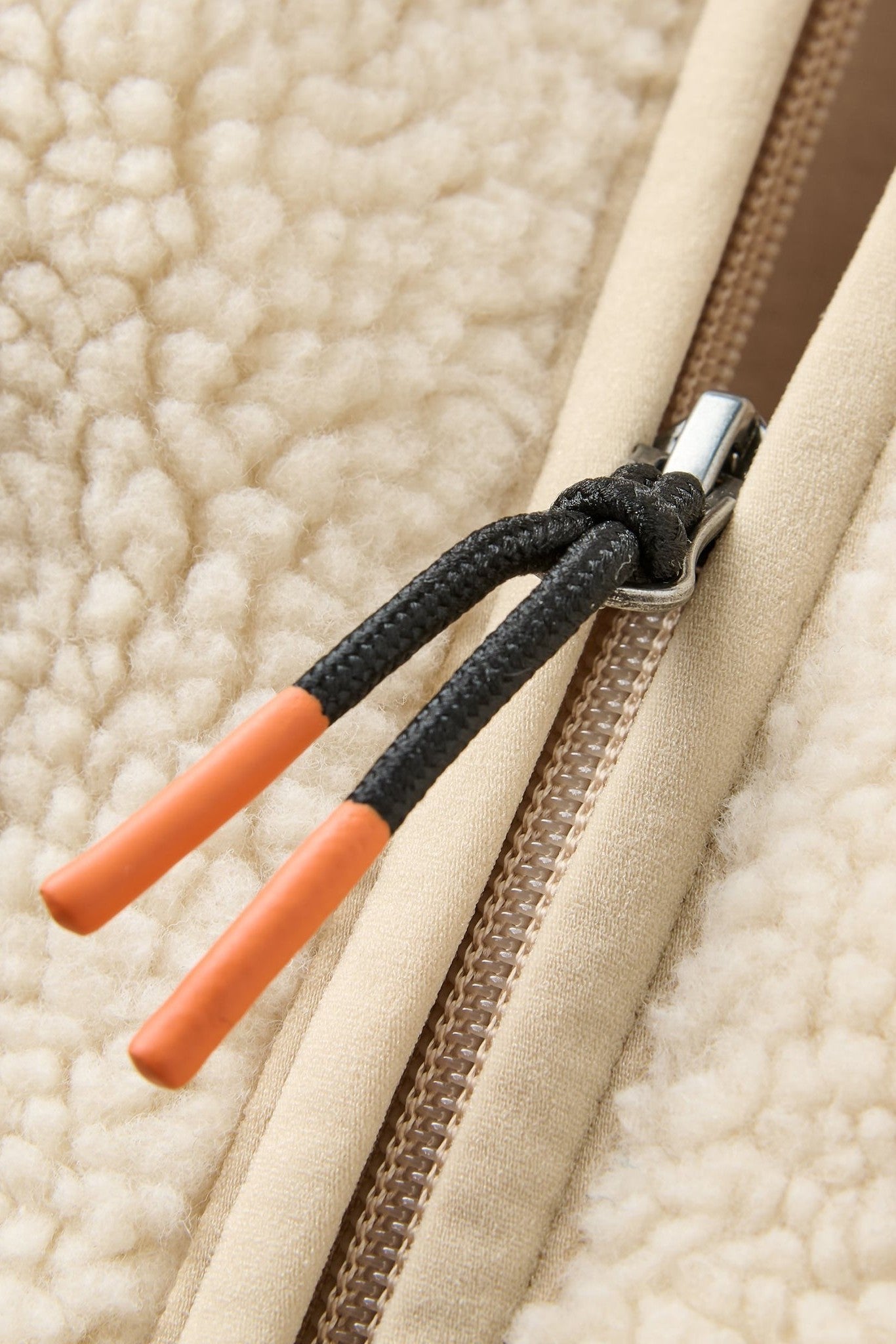 PASSENGER - Tawny Collarless Deep - Pile Sherpa Gilet - Oat - BACKYARD
