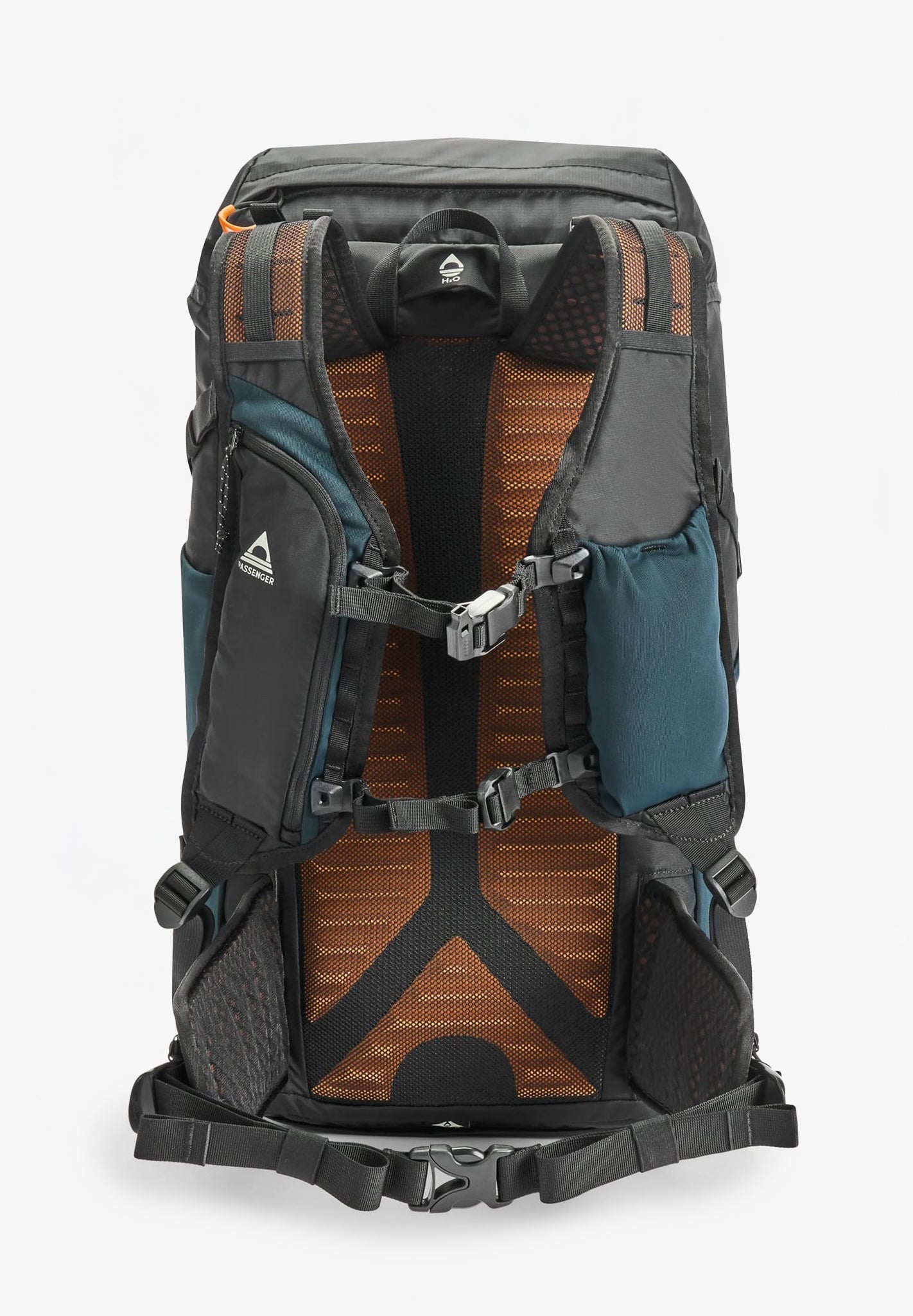 PASSENGER - Trailscape Recycled 30L Backpack - Black - BACKYARD