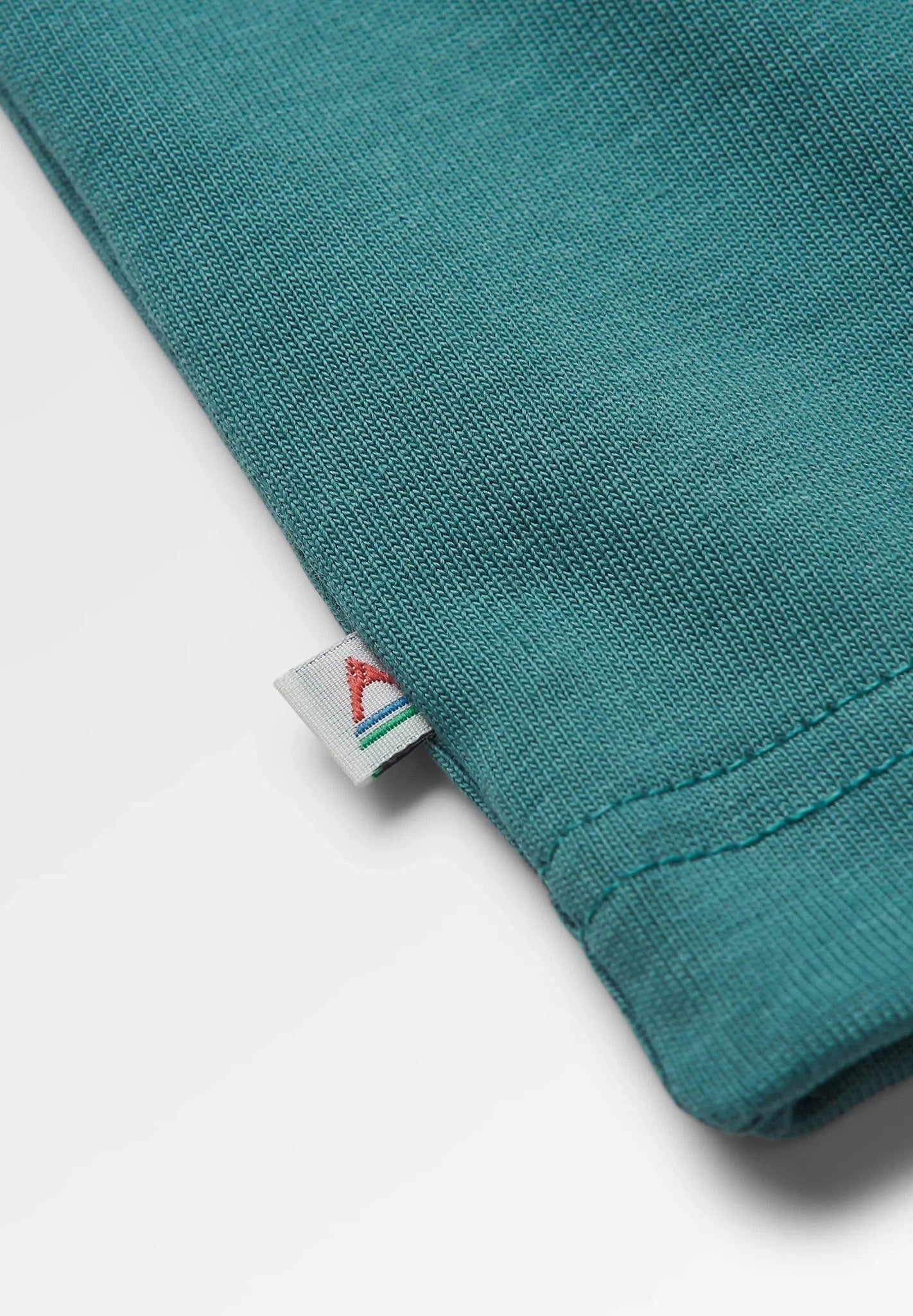 PASSENGER - Vita Organic Relaxed Fit LS T-Shirt - Deep Ocean - BACKYARD