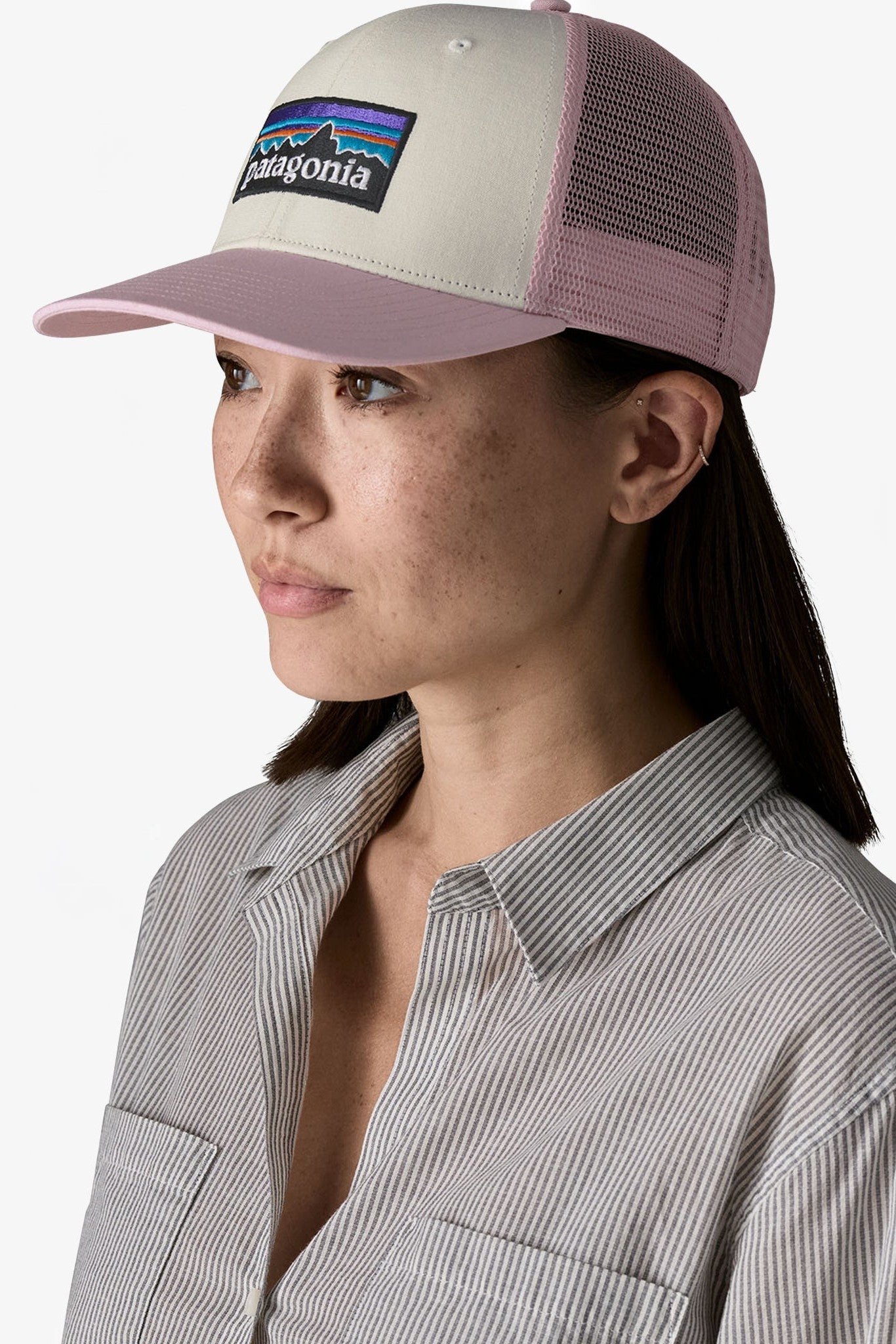 PATAGONIA - P - 6 Logo Trucker Hat - White Quiet Violet - BACKYARD
