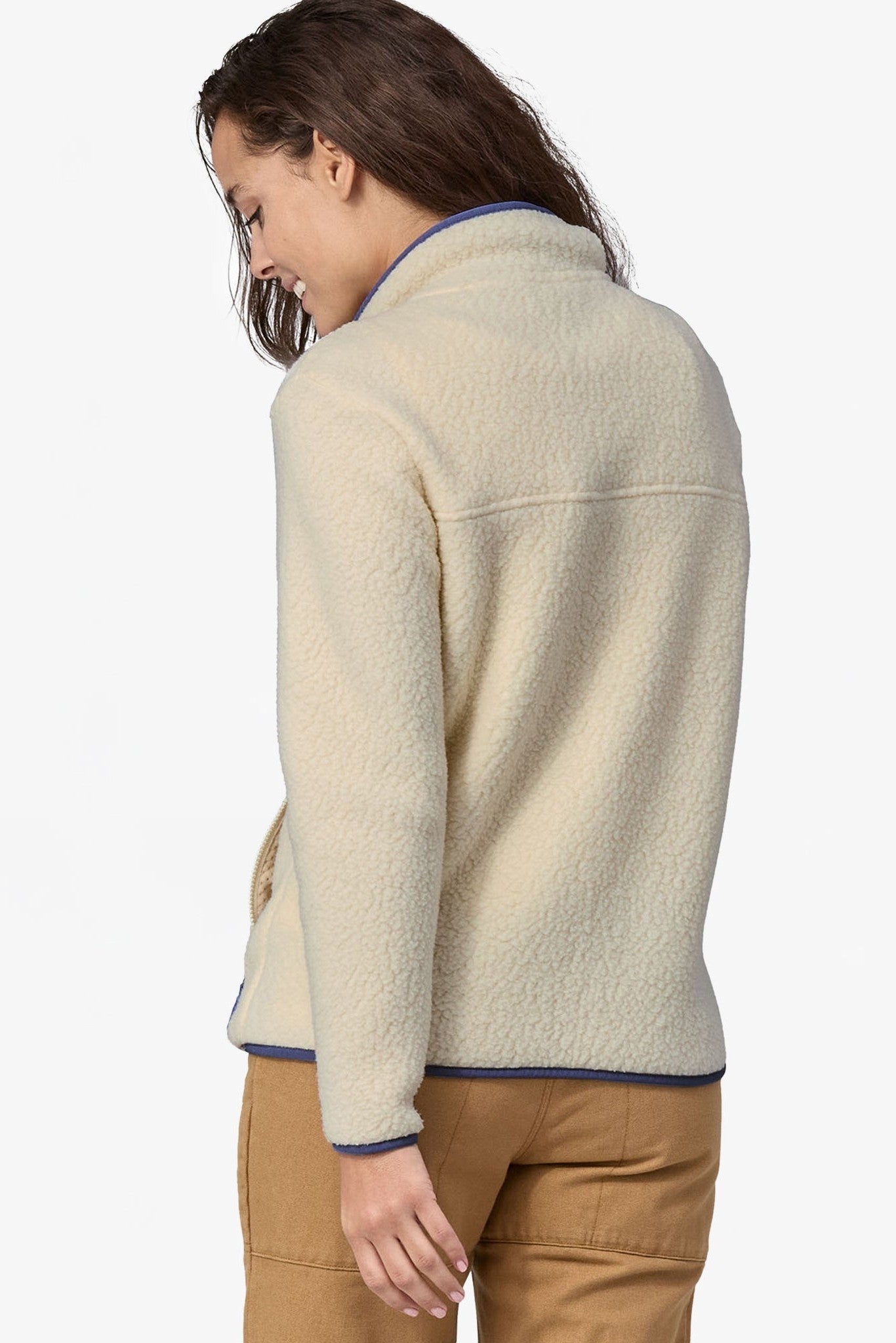 PATAGONIA - Women's Retro Pile Jacket - Natural - BACKYARD
