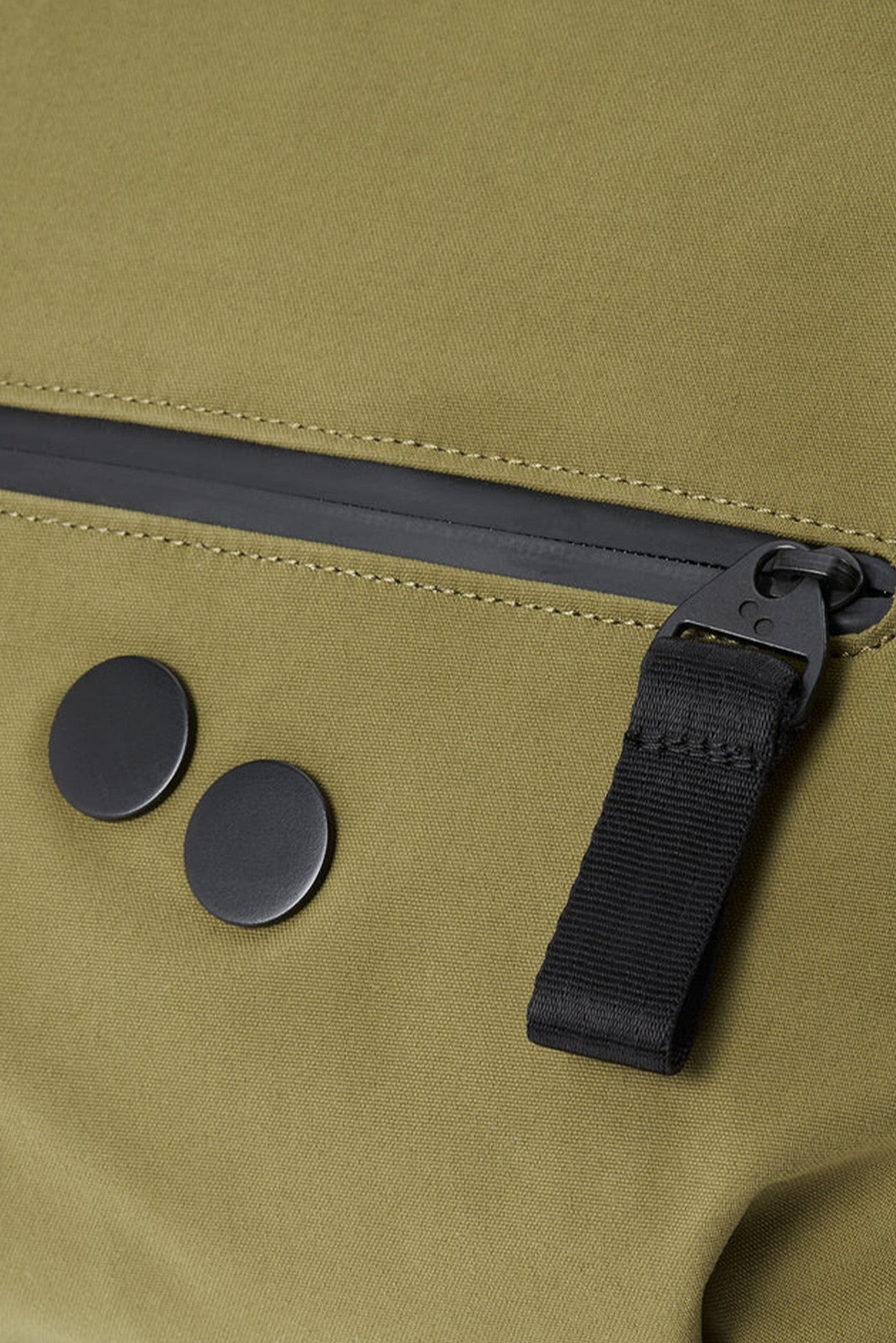 PINQPONQ - Aksel Hipbag - Solid Olive - BACKYARD