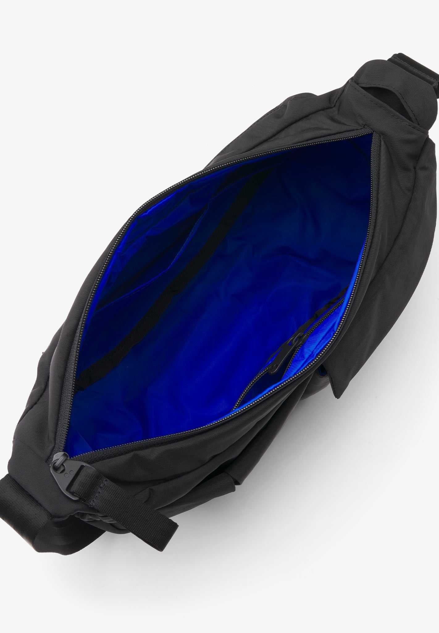 PINQPONQ - Krumm Medium - Crinkle Black - BACKYARD