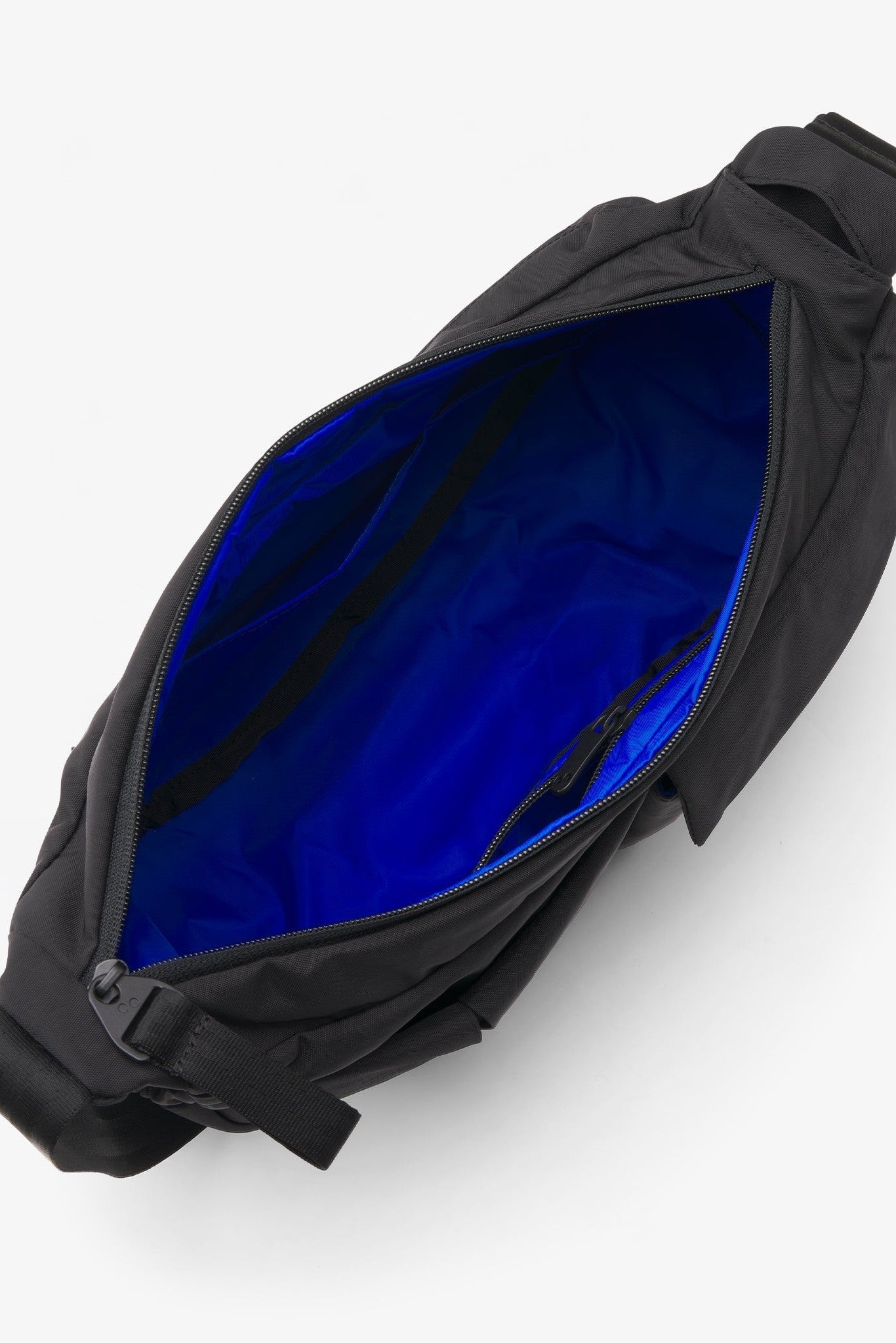 PINQPONQ - Krumm Medium - Crinkle Black - BACKYARD