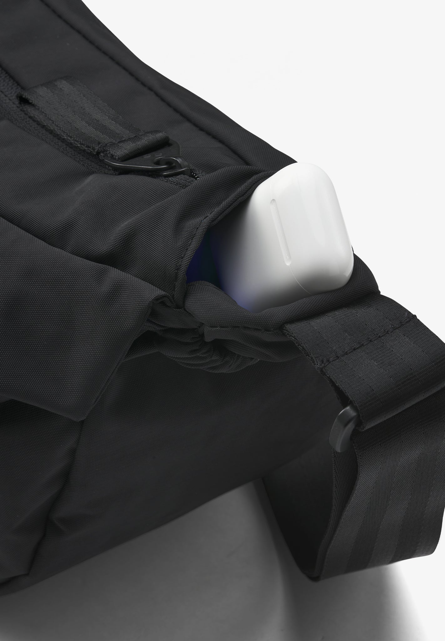 PINQPONQ - Krumm Medium - Crinkle Black - BACKYARD