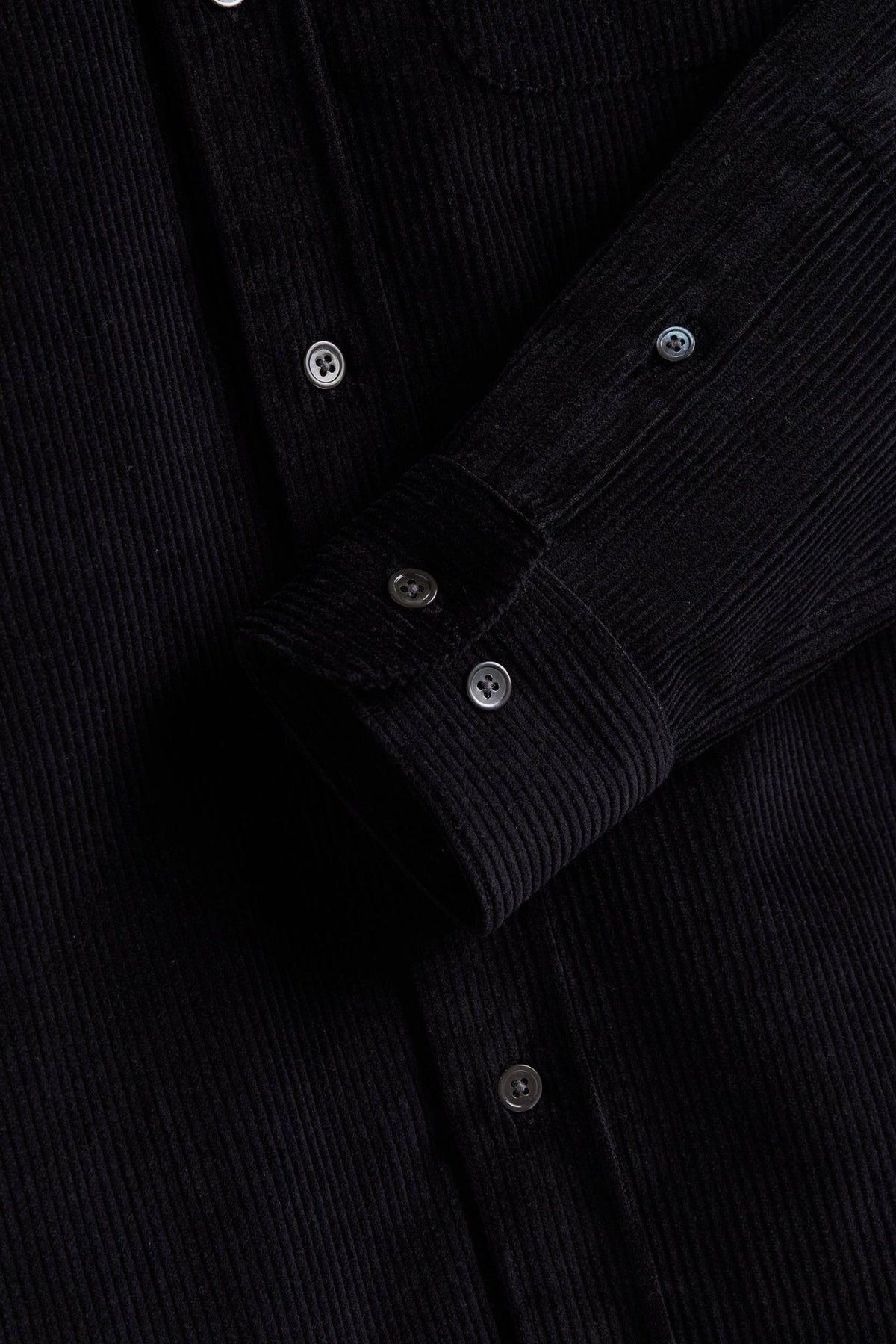 PORTUGUESE FLANNEL-Lobo-Black-BACKYARD