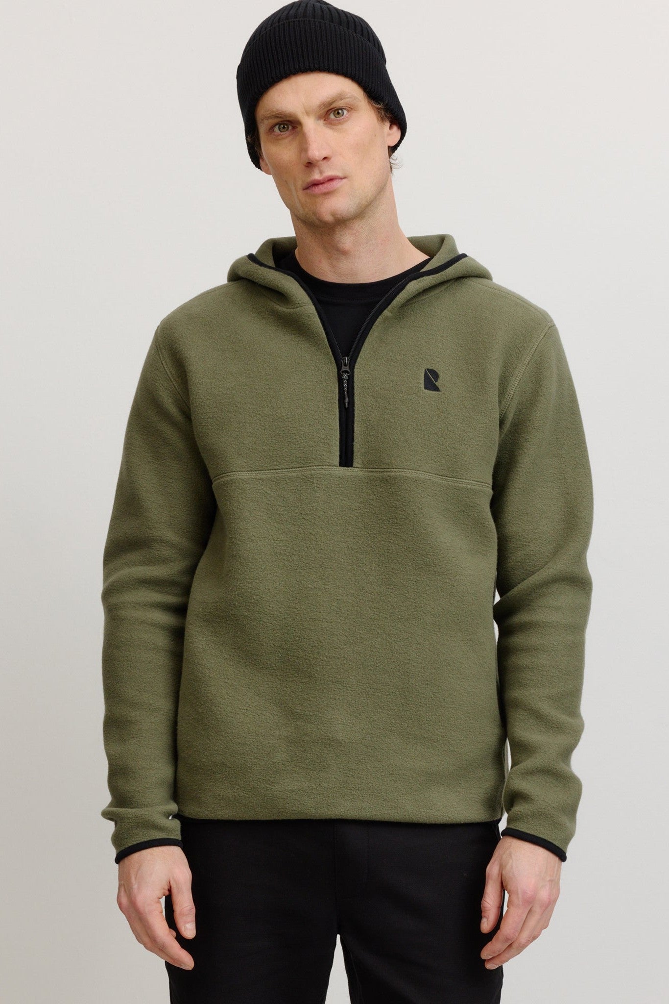 RECOLUTION - Caimito - Dark Khaki - BACKYARD