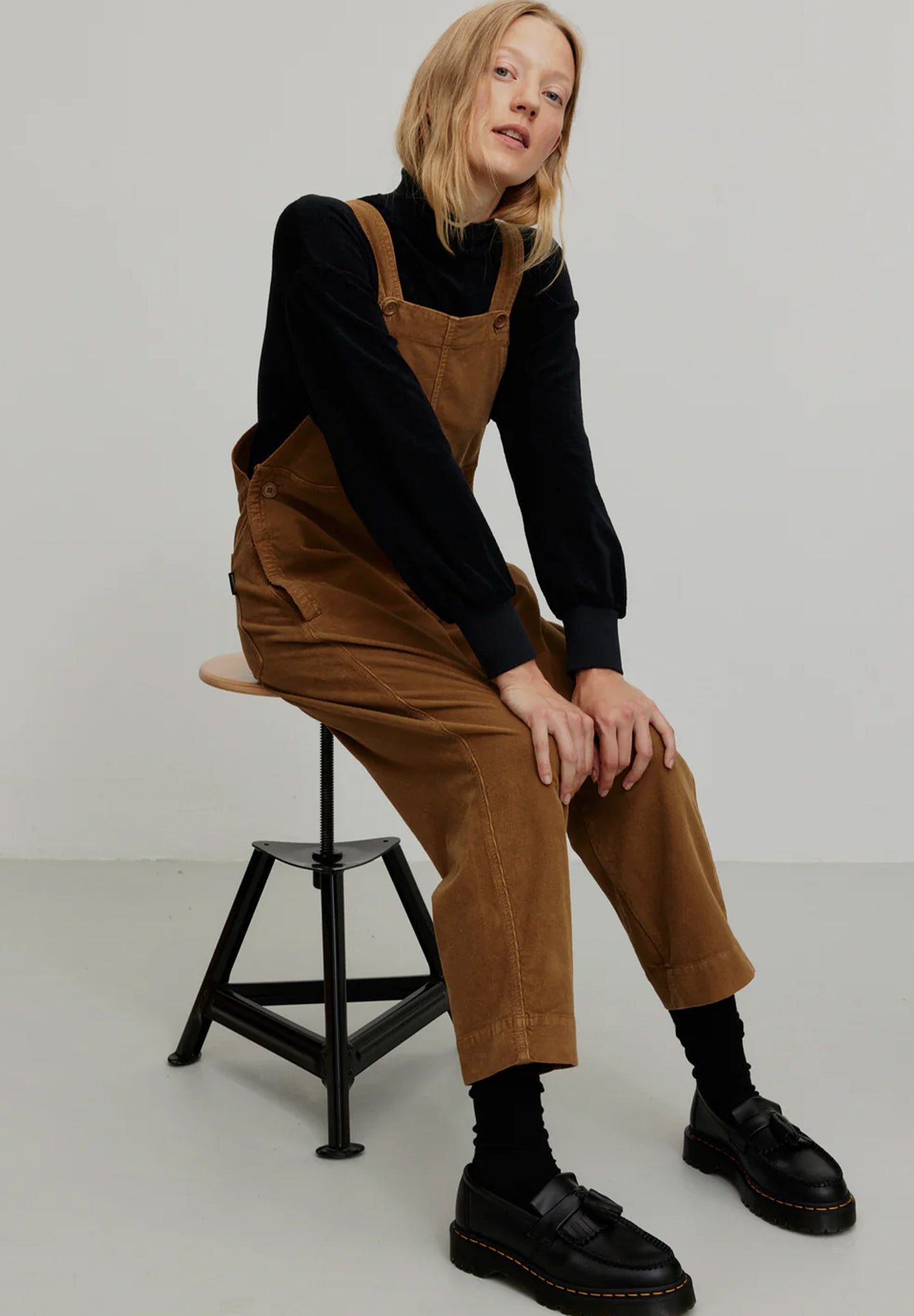 RECOLUTION - Ginger - Larch Brown - BACKYARD