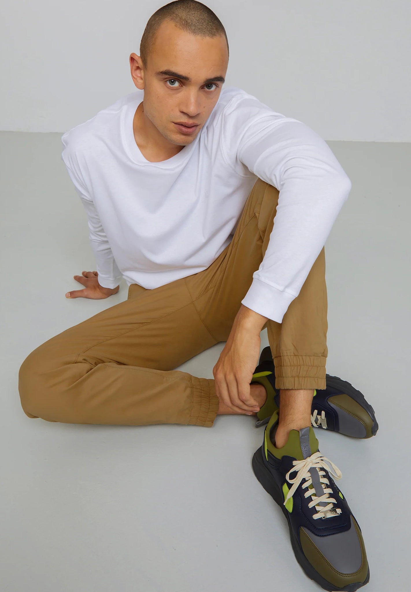 RECOLUTION - Musa - Dark Sand - BACKYARD