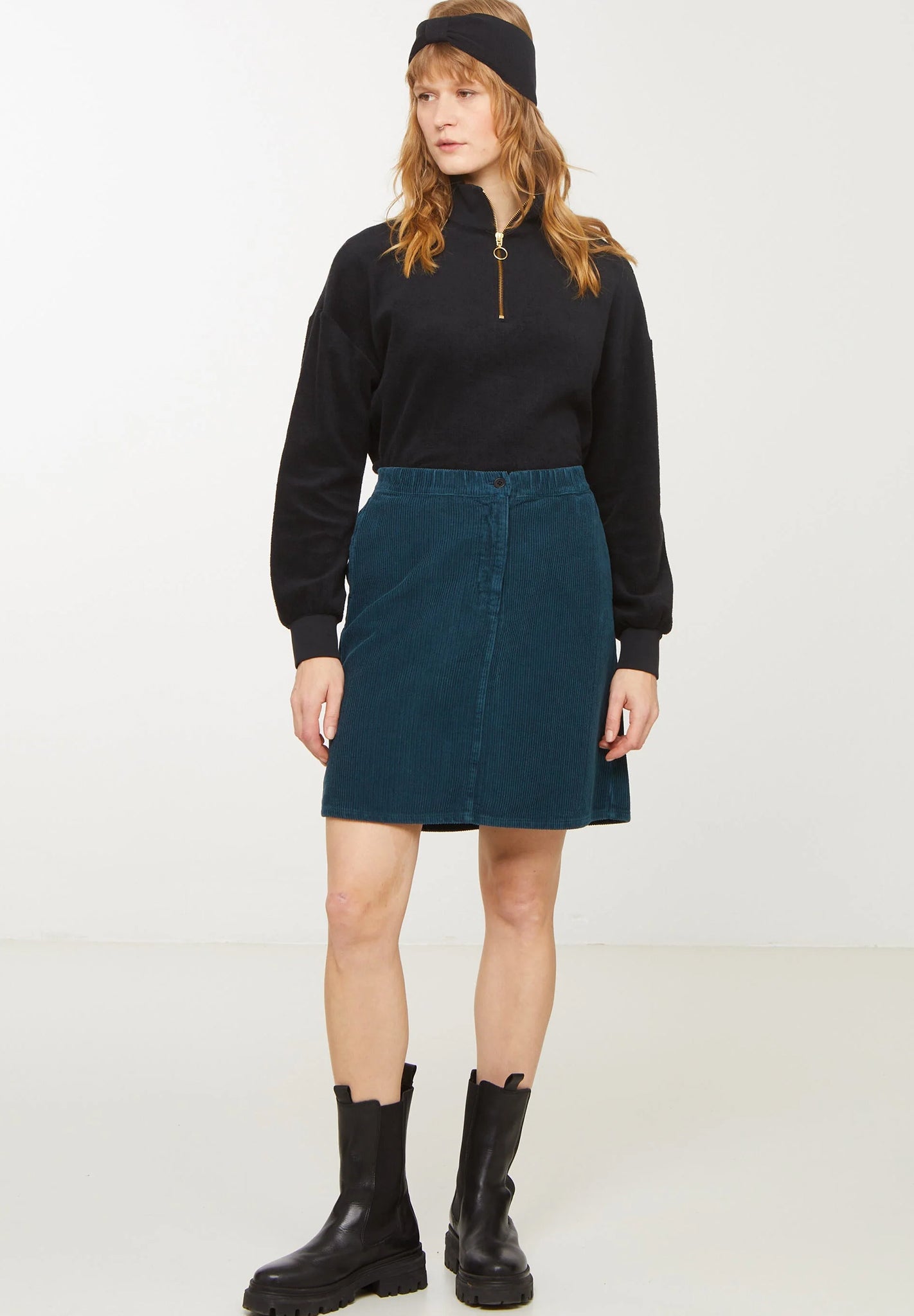 RECOLUTION - Wisteria - Deep Lake Blue - BACKYARD