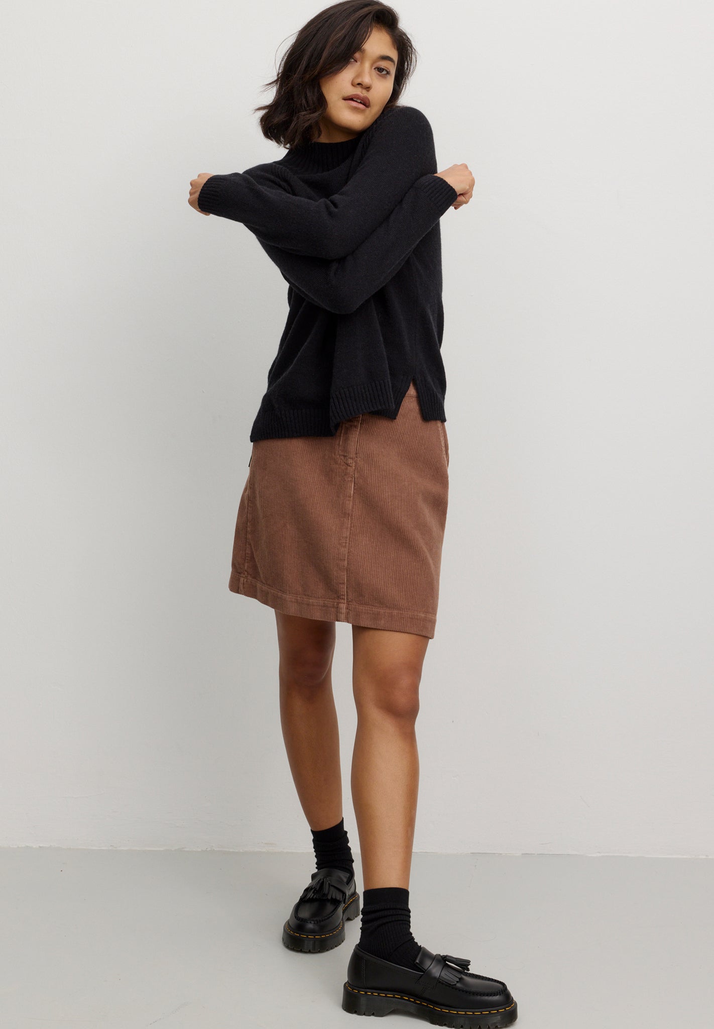 RECOLUTION - Wisteria - Cognac Brown - BACKYARD