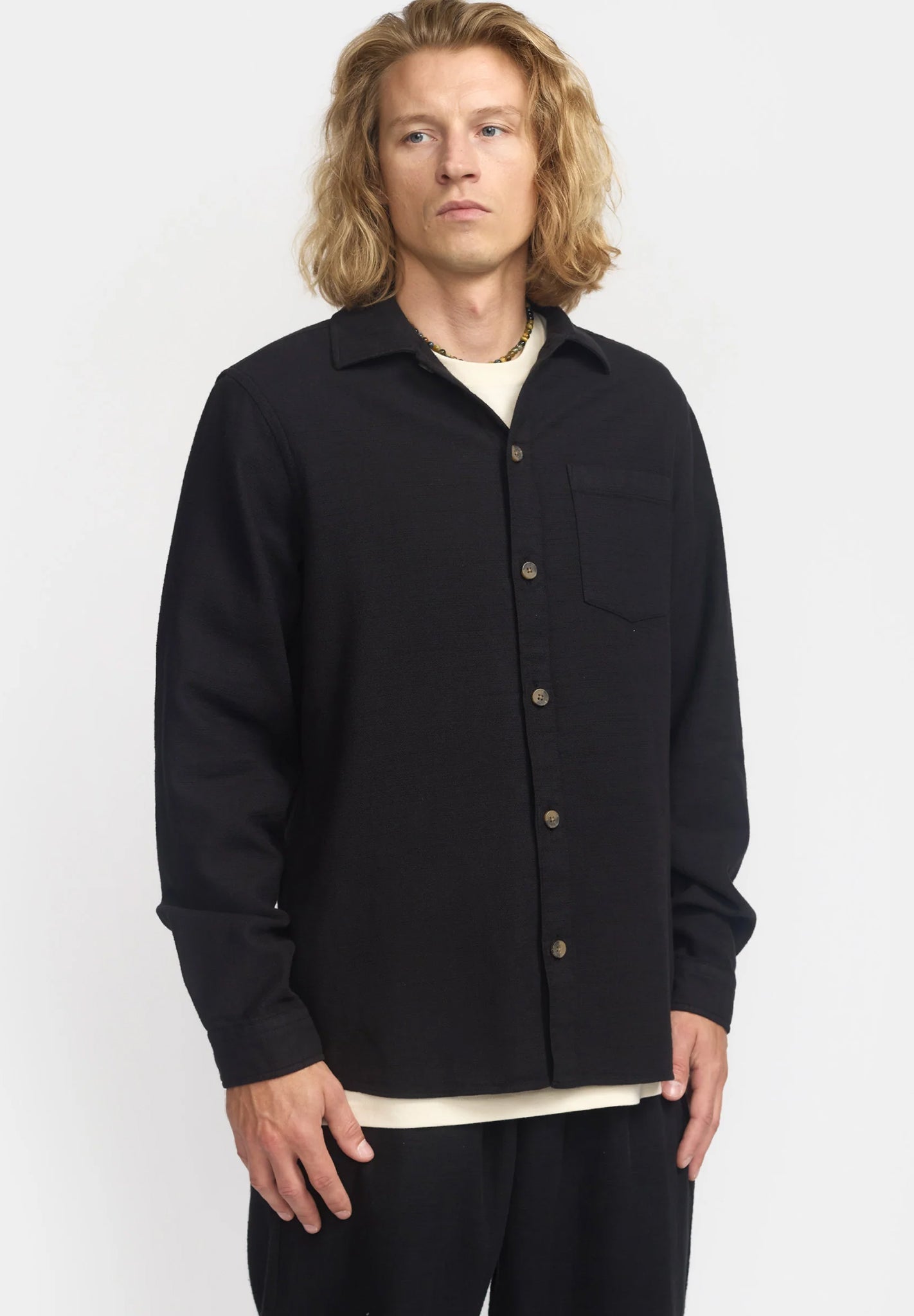 Revolution 3997 Casual Overshirt, Black bei BACKYARD