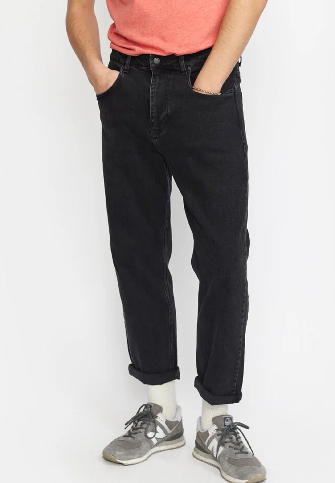 REVOLUTION - 5372 Relaxed Fit Jeans - Black - BACKYARD