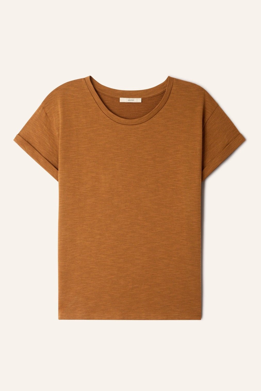 SESSUN-Albano-Amber Brown-BACKYARD