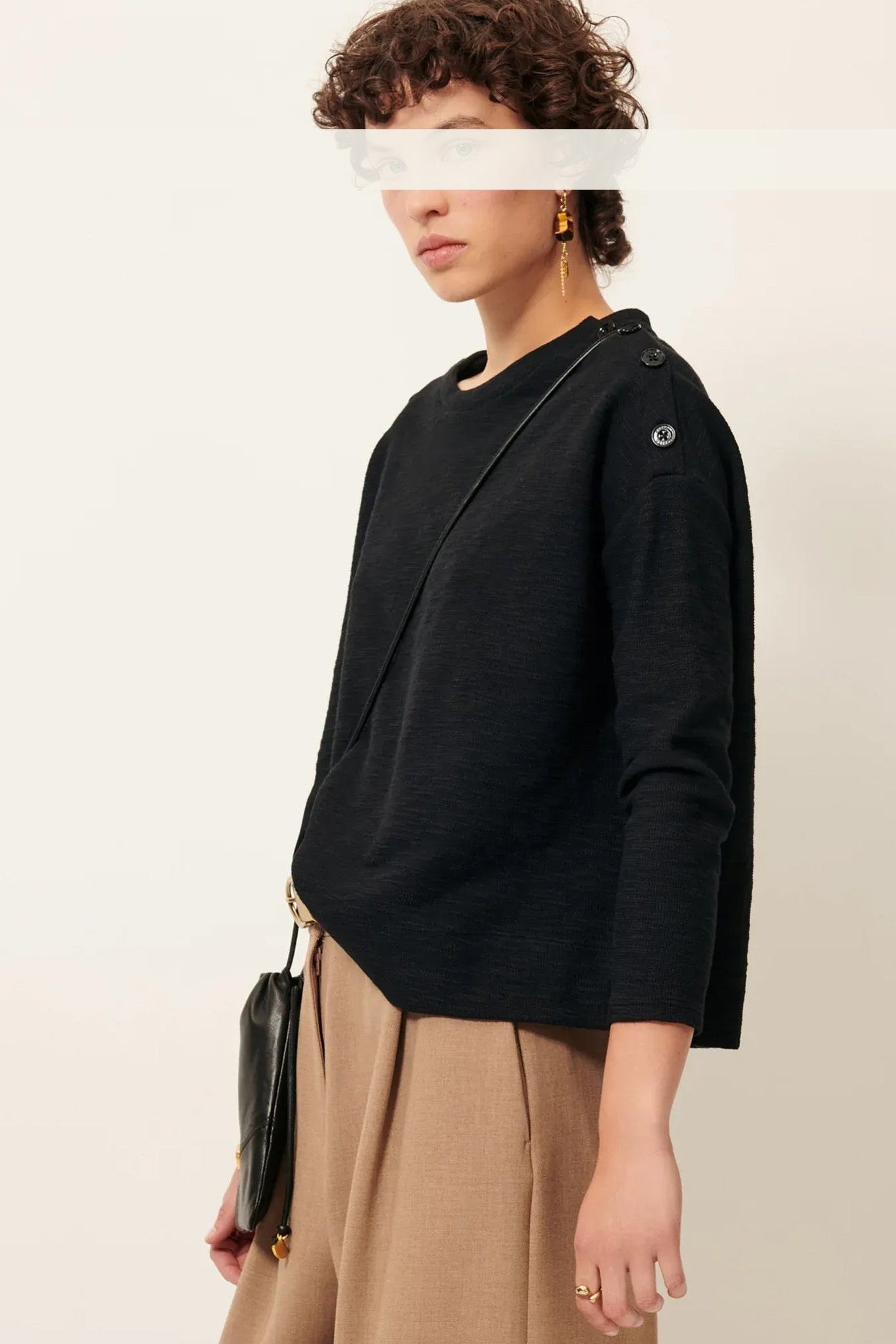 SESSUN - Austin - Black - BACKYARD