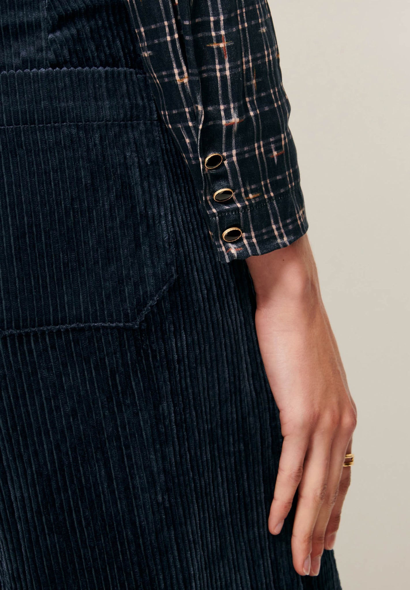 SESSUN - Esperanzo - Checksikat - BACKYARD