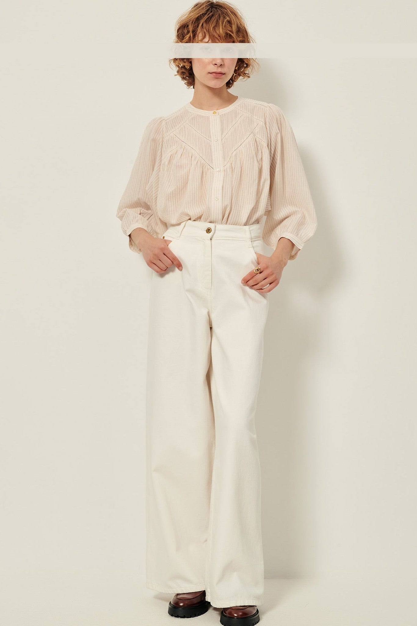 SESSUN - Savi - Sandblack - BACKYARD