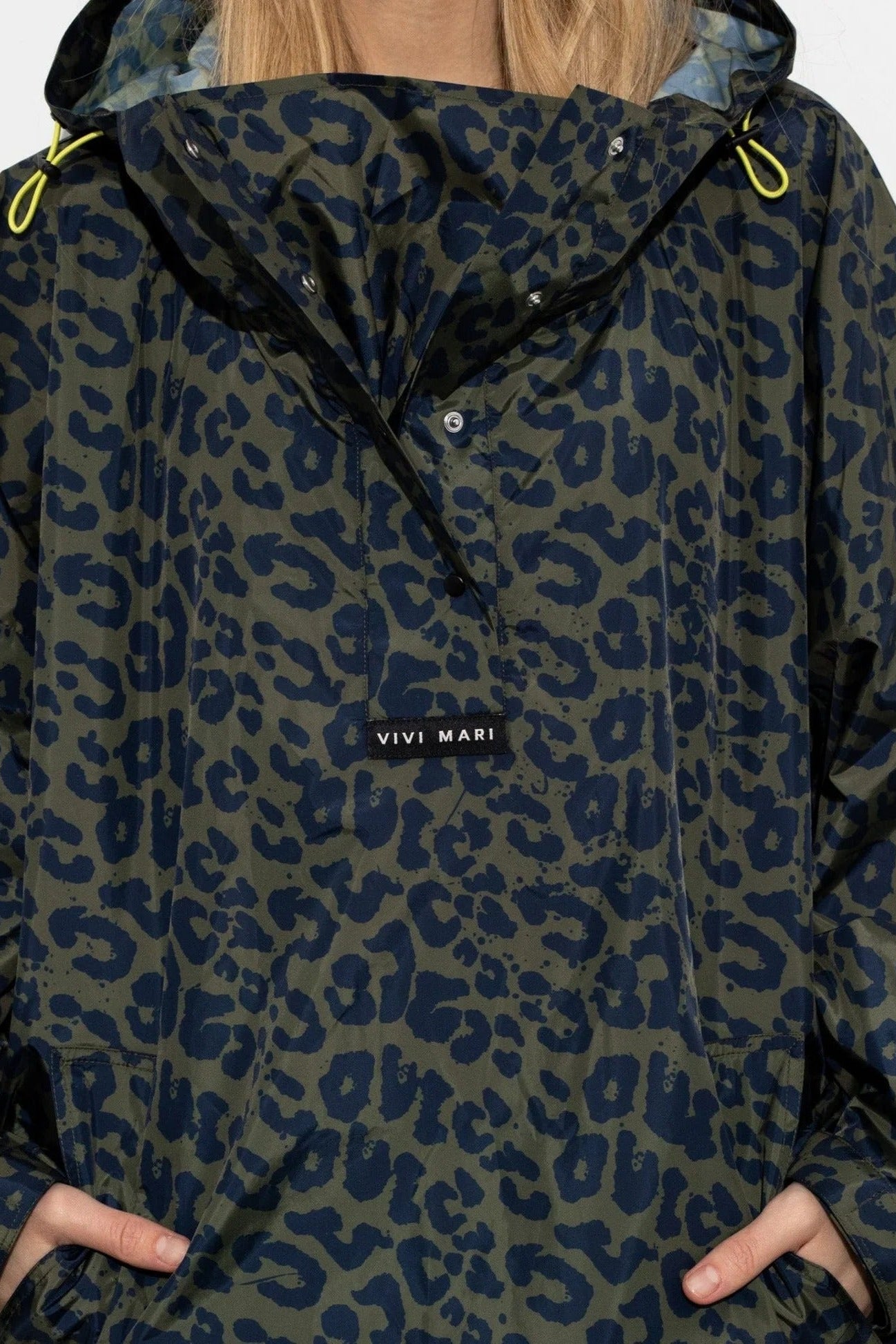 VIVI MARI-Raincoat Leo Splashes-Navy Olive-BACKYARD